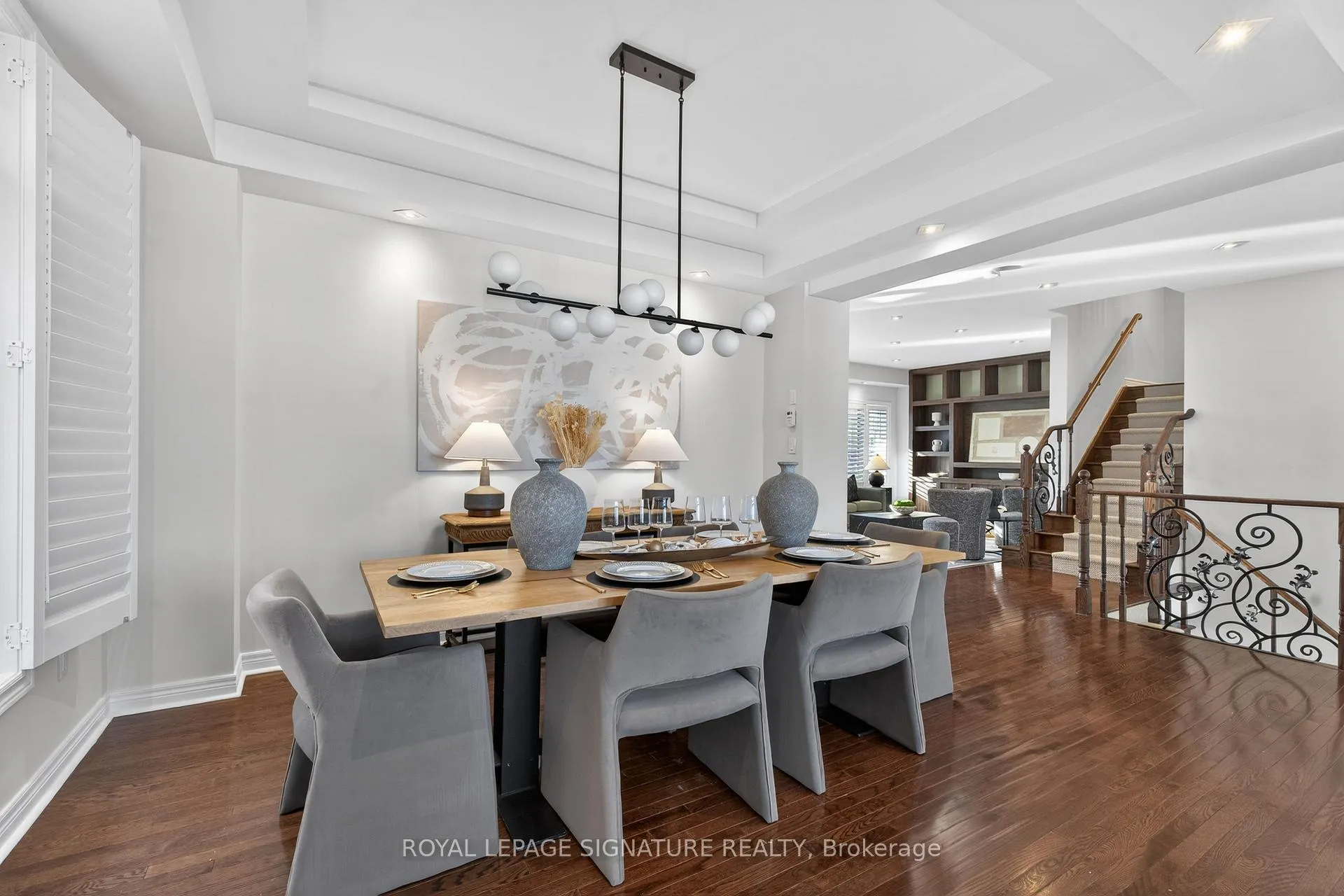 Photo 12 of 34 Gesher Crescent, Vaughan, Patterson — HOMEH