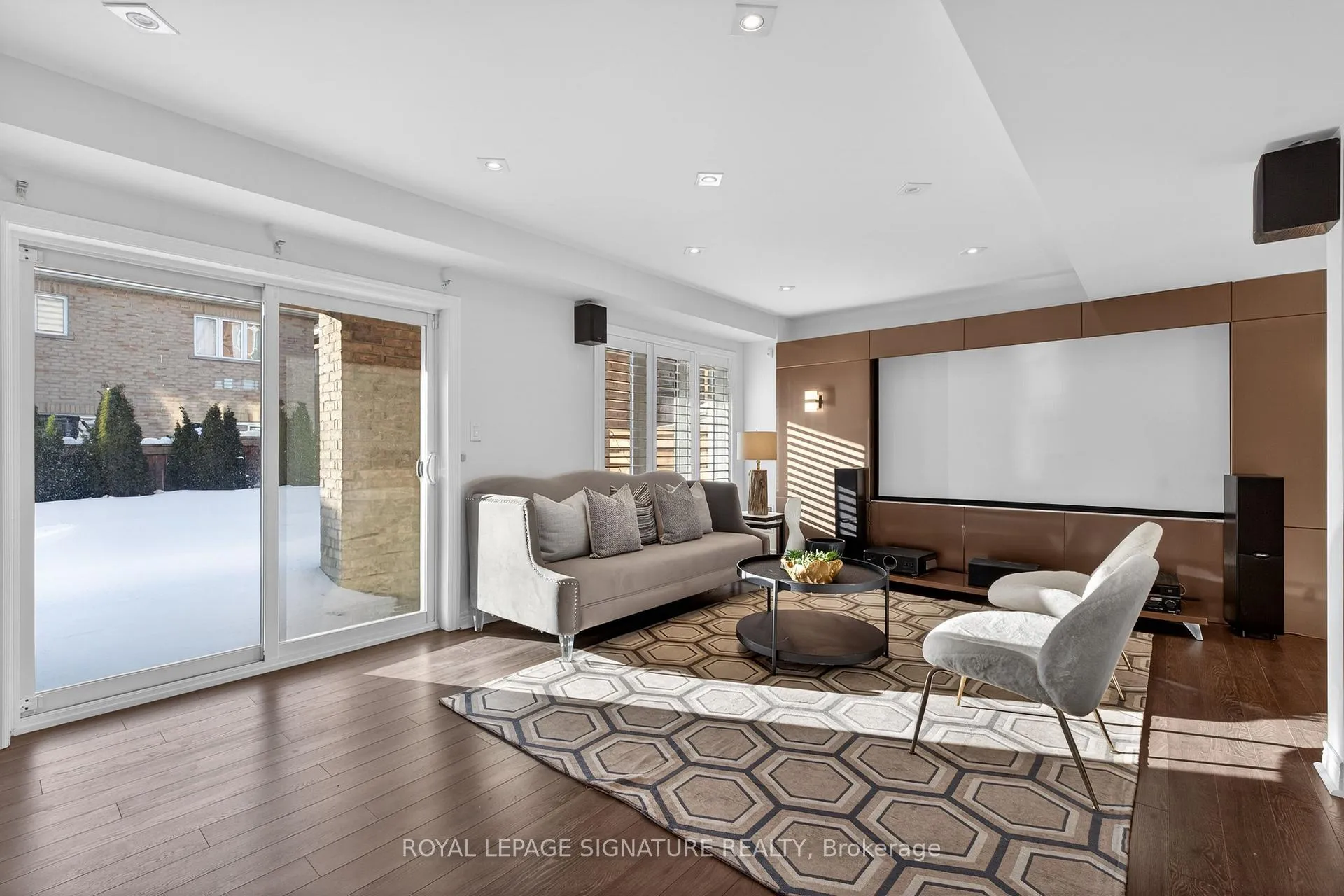 Photo 43 of 34 Gesher Crescent, Vaughan, Patterson — HOMEH