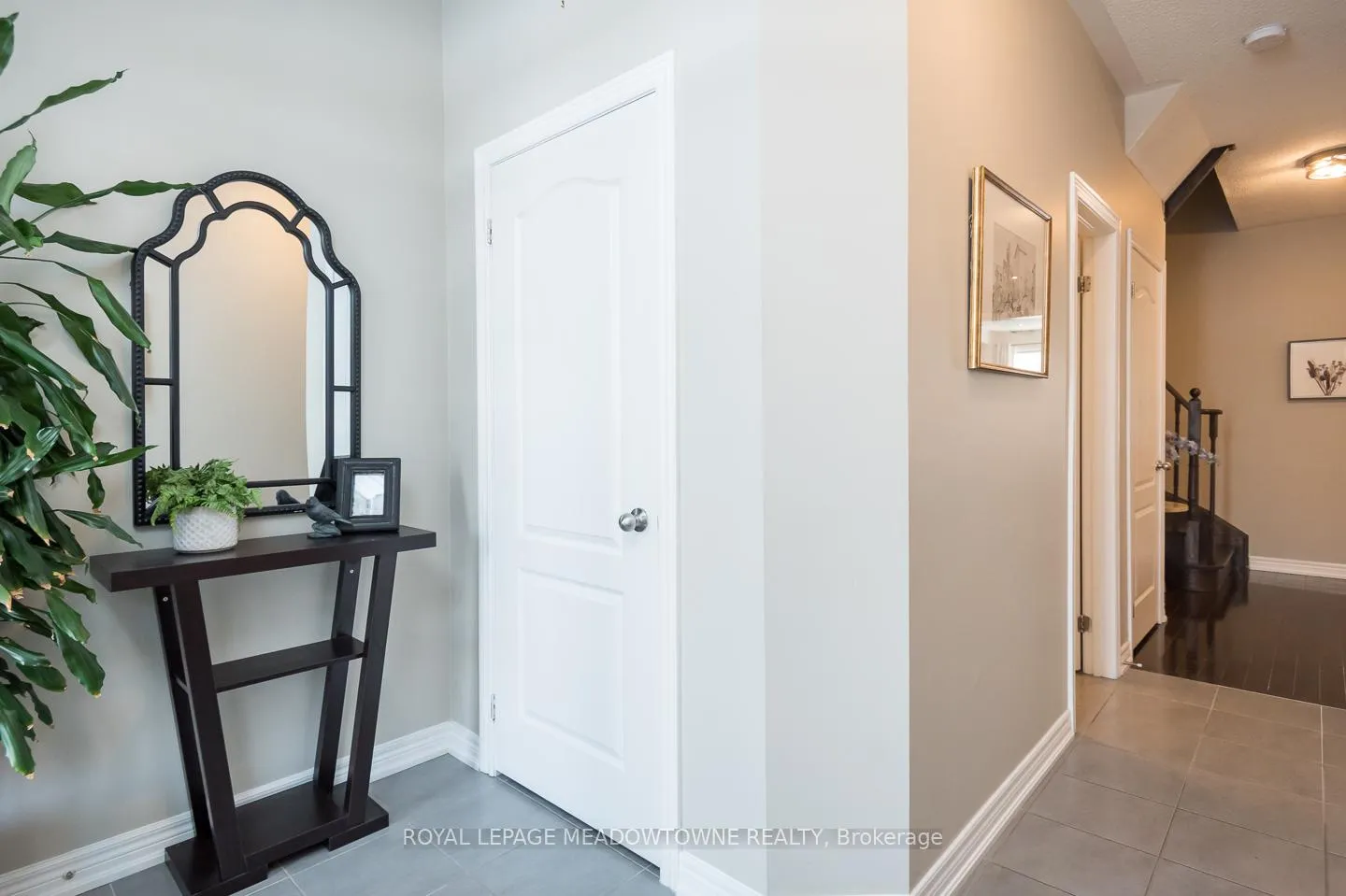 Photo 5 of 843 Miltonbrook Crescent, Milton, Willmott — HOMEH