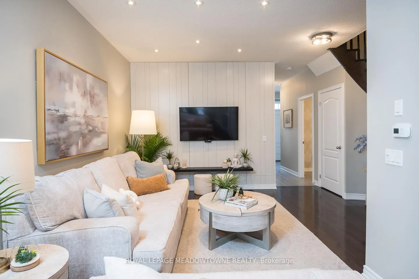 Photo 8 of 843 Miltonbrook Crescent, Milton, Willmott — HOMEH