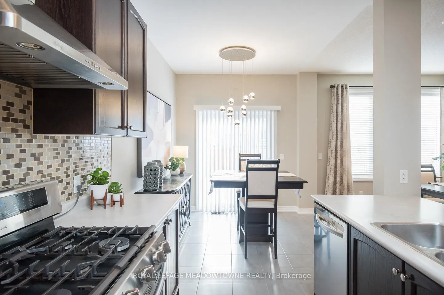 Photo 14 of 843 Miltonbrook Crescent, Milton, Willmott — HOMEH
