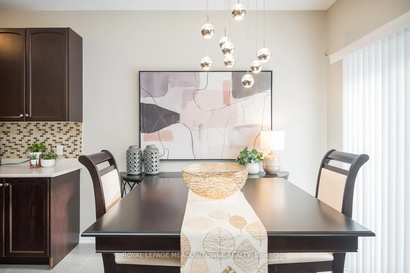 Photo 16 of 843 Miltonbrook Crescent, Milton, Willmott — HOMEH