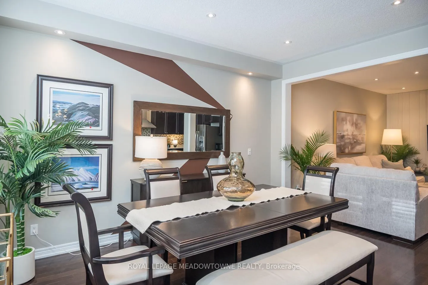 Photo 21 of 843 Miltonbrook Crescent, Milton, Willmott — HOMEH