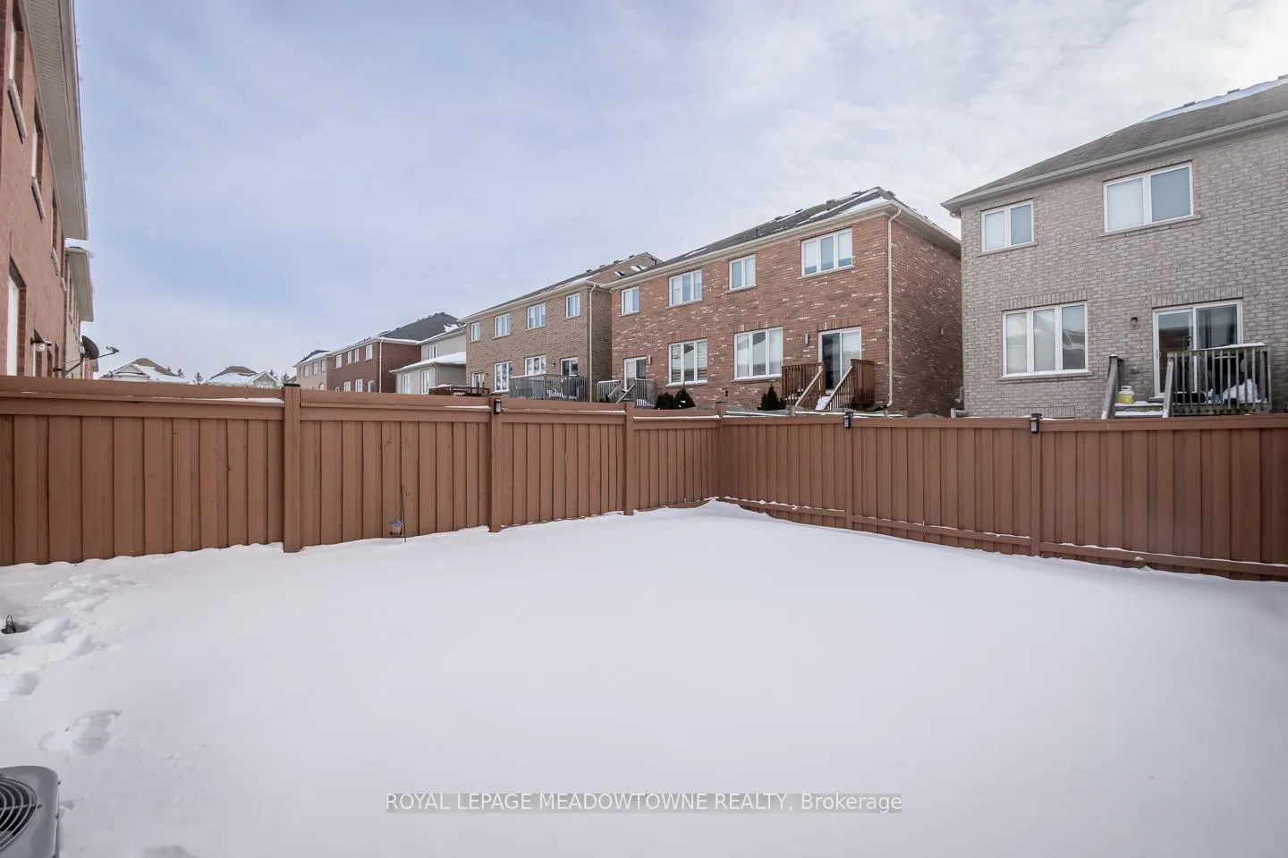 Photo 38 of 843 Miltonbrook Crescent, Milton, Willmott — HOMEH