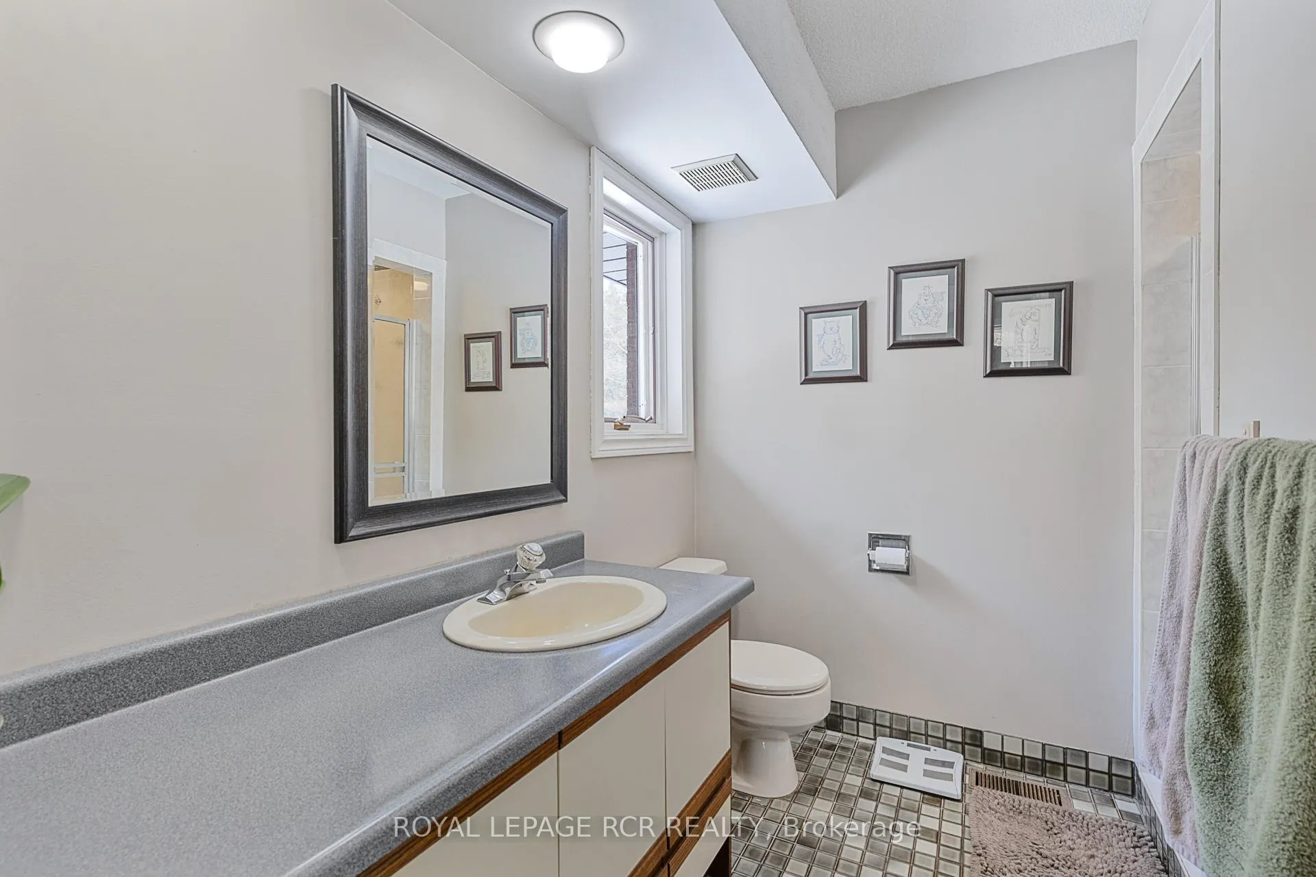 Photo 23 of 443 Feasby Road, Uxbridge, Rural Uxbridge — HOMEH