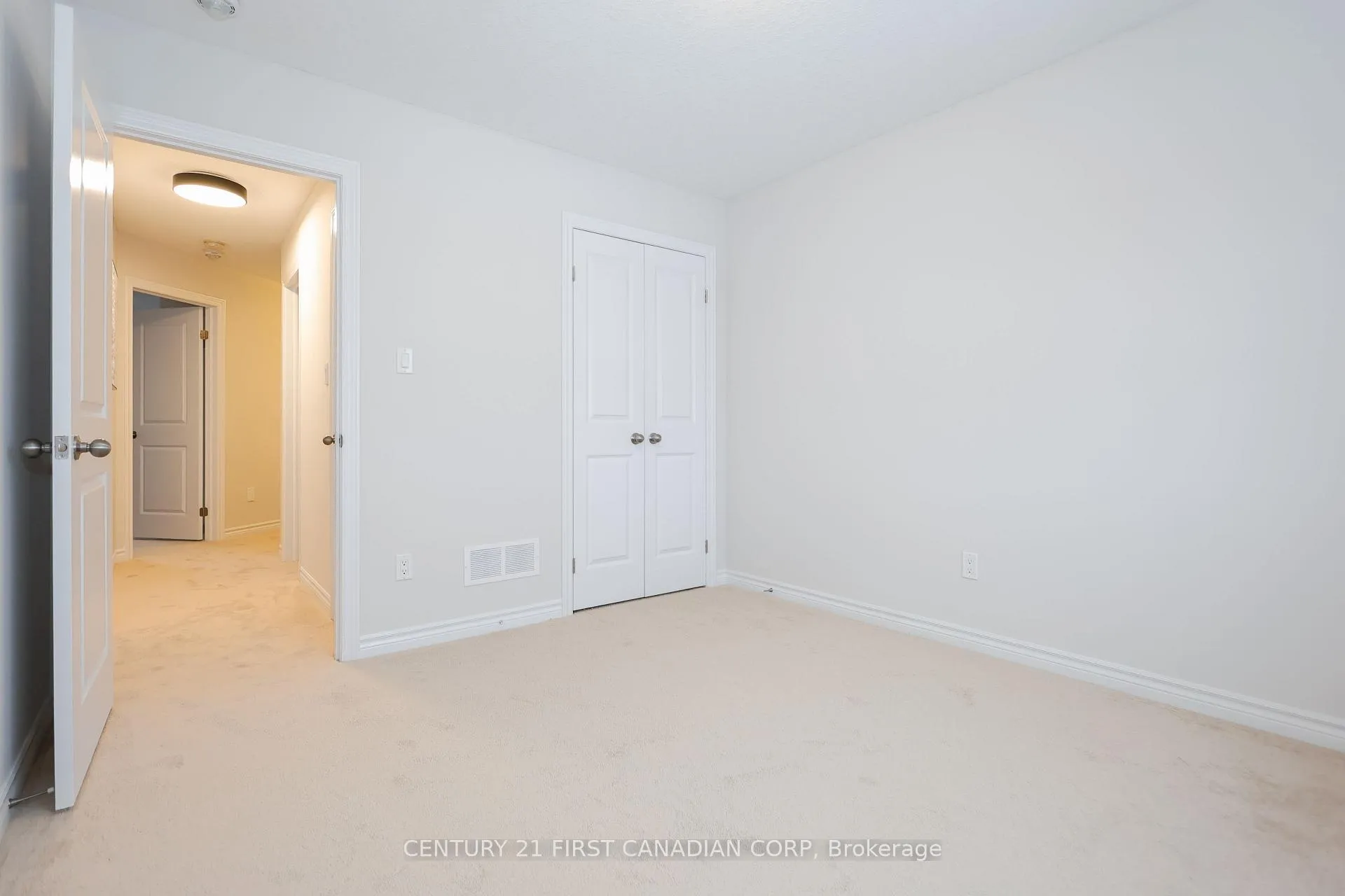 Photo 35 of Unit 9, 2040 Shore Road, London, South A — HOMEH