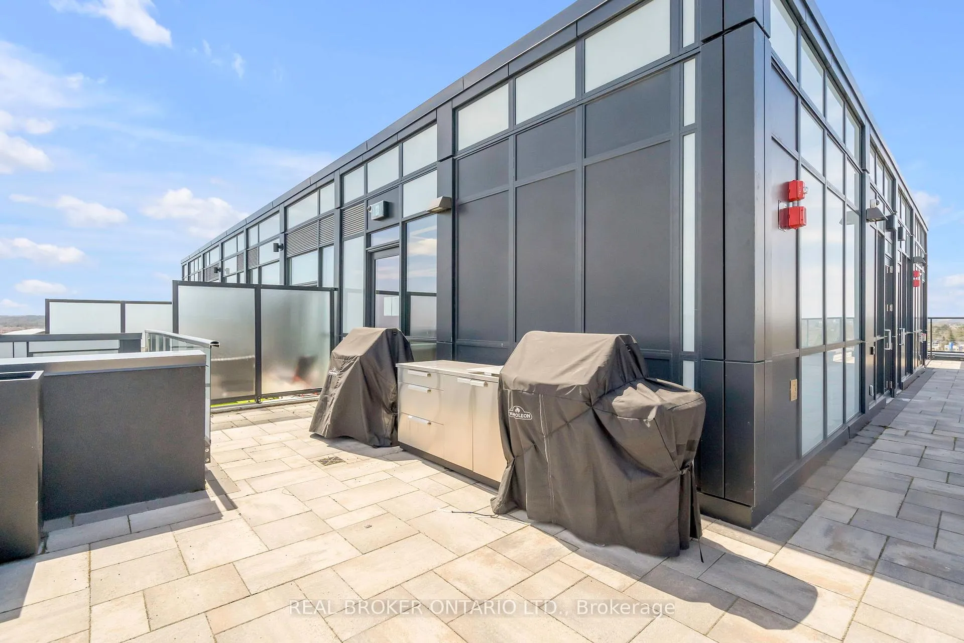 Photo 31 of Unit 206, 681 Yonge Street, Barrie, Painswick South — HOMEH