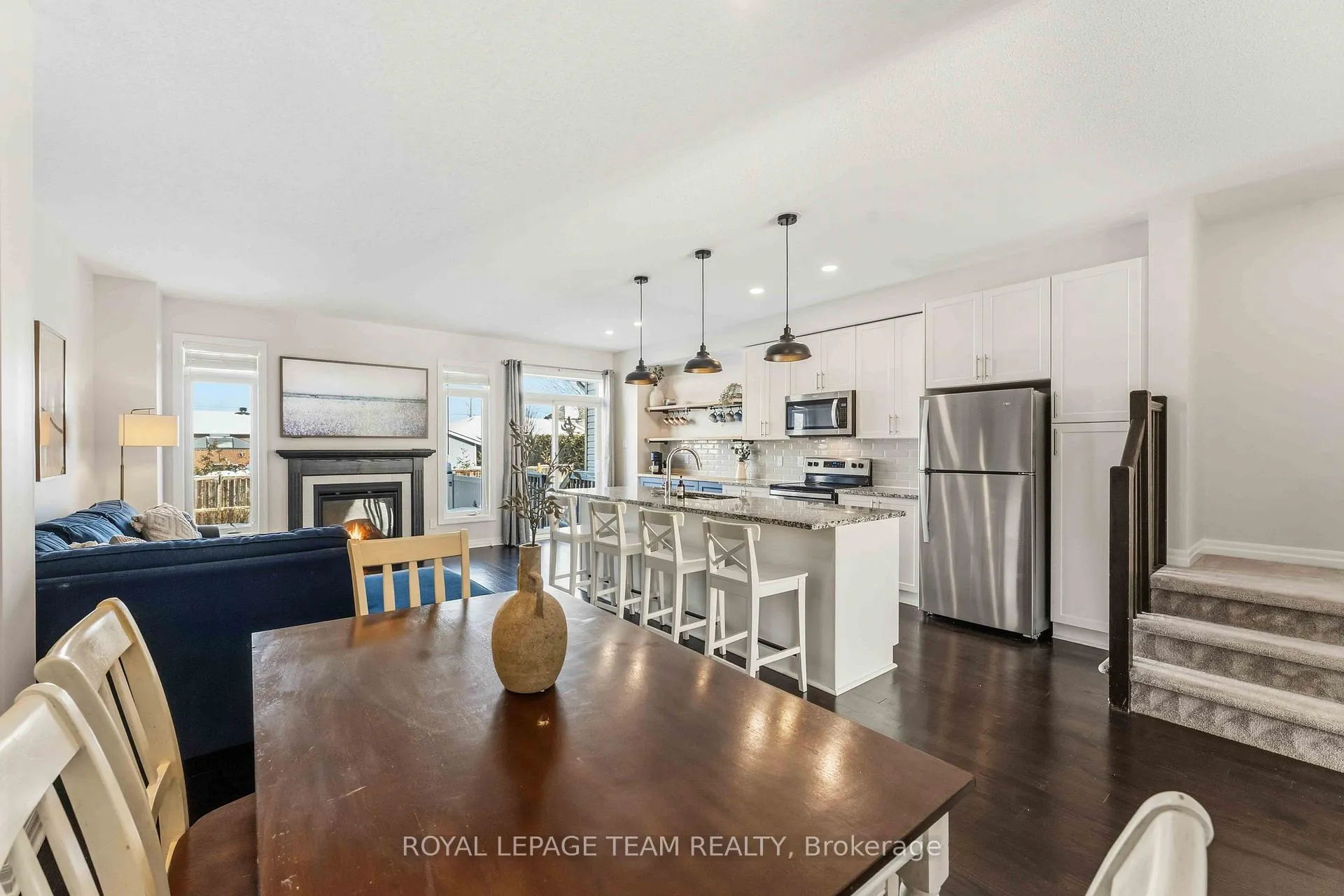 Photo 11 of 133 Chevron Place, Ottawa, Mer Bleue/Bradley Estates/Anderson Park — HOMEH