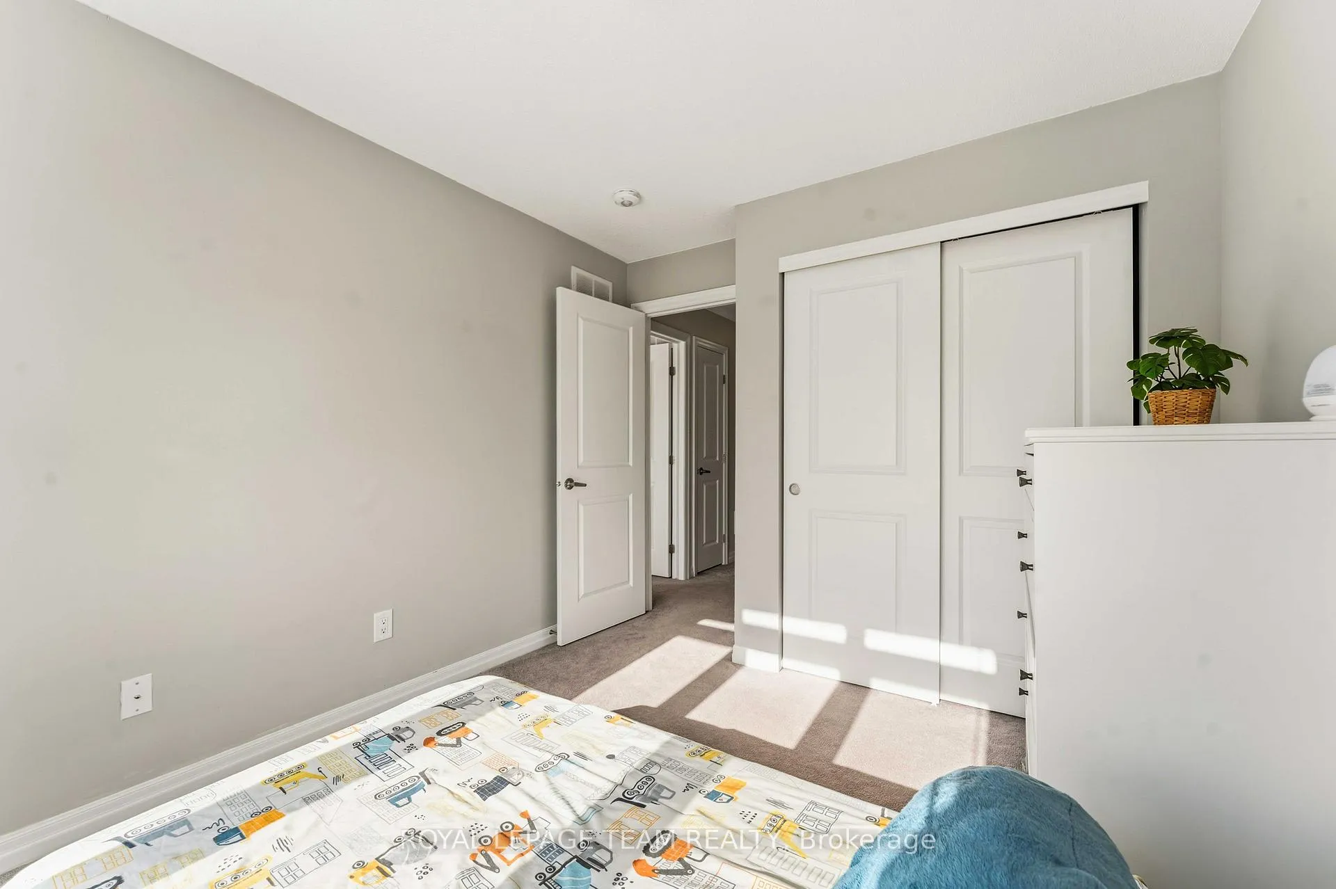 Photo 33 of 133 Chevron Place, Ottawa, Mer Bleue/Bradley Estates/Anderson Park — HOMEH