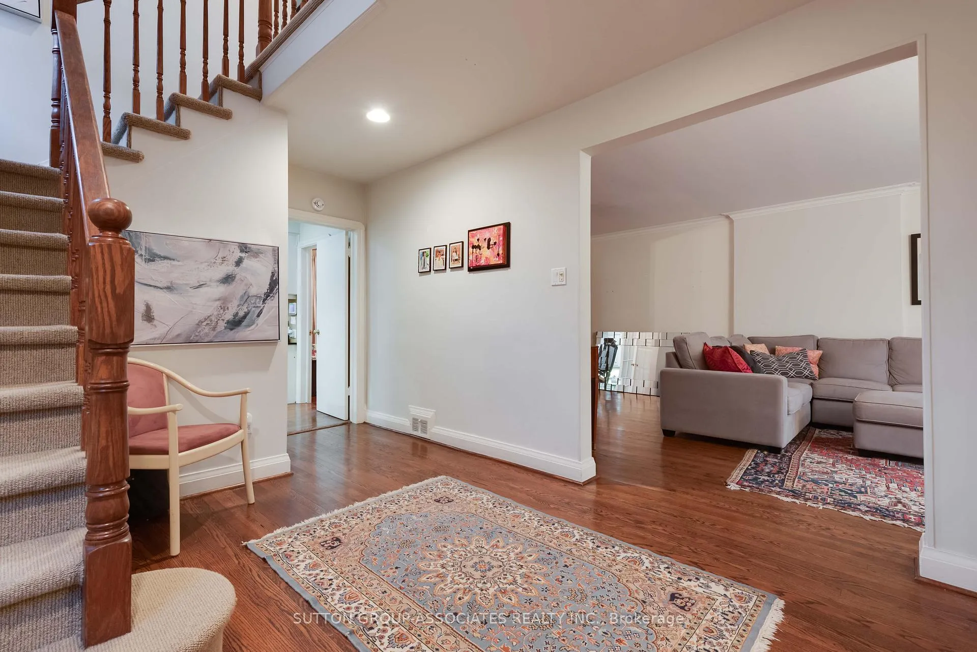 Photo 4 of 81 Chiltern Hill Road, Toronto, Humewood-Cedarvale — HOMEH