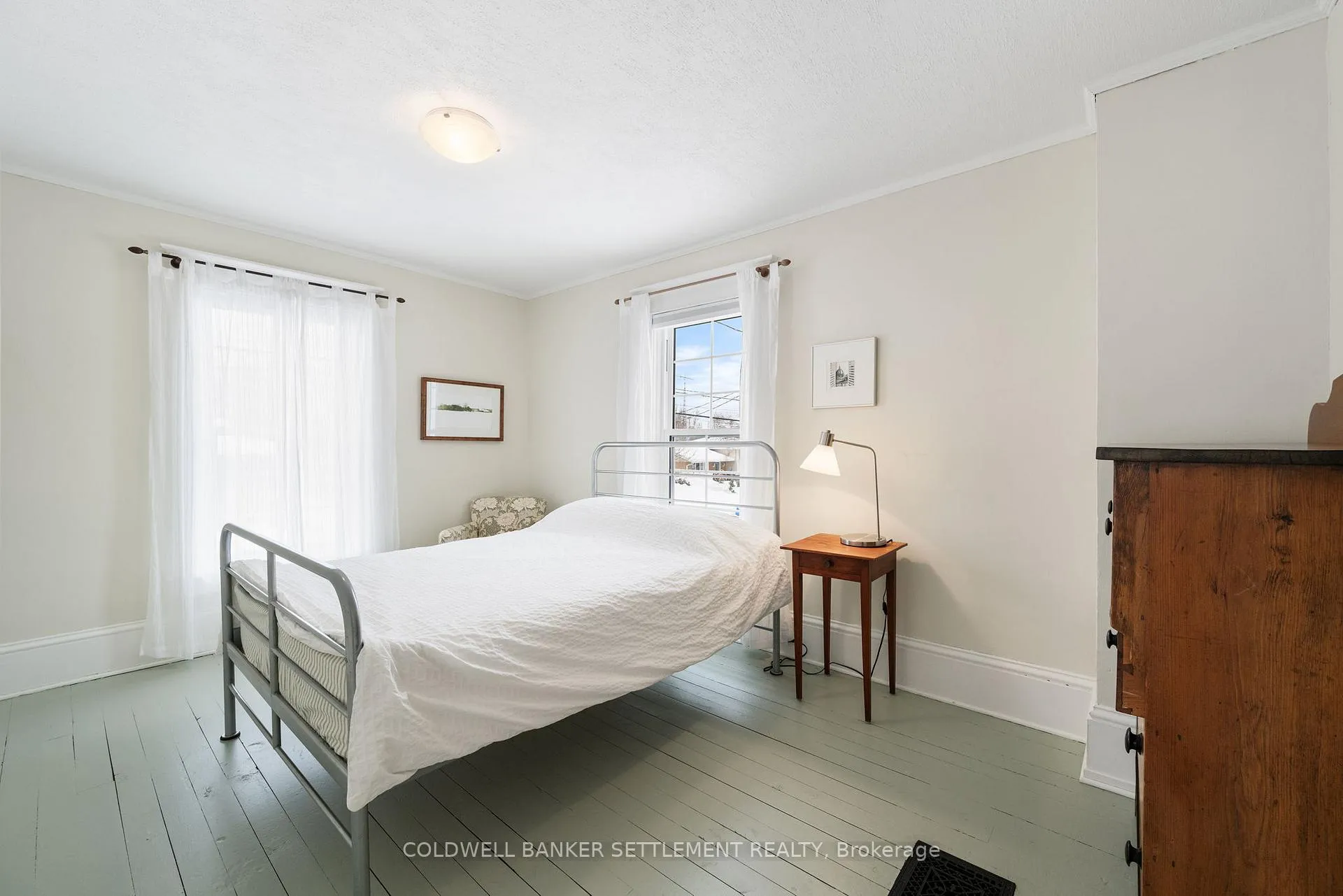 Photo 25 of 2 Sinclair Street, Perth — HOMEH