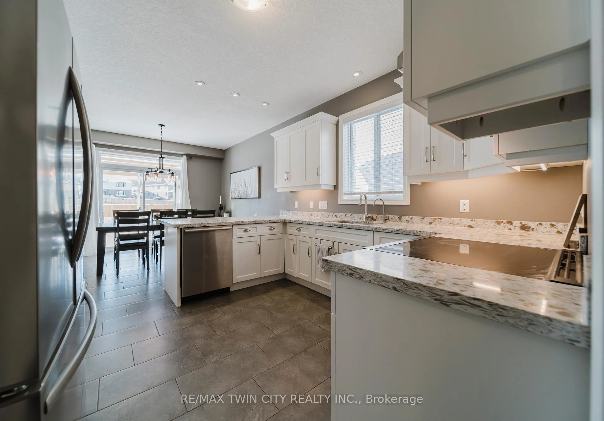 Photo 12 of 209 Ladyslipper Drive, Waterloo — HOMEH