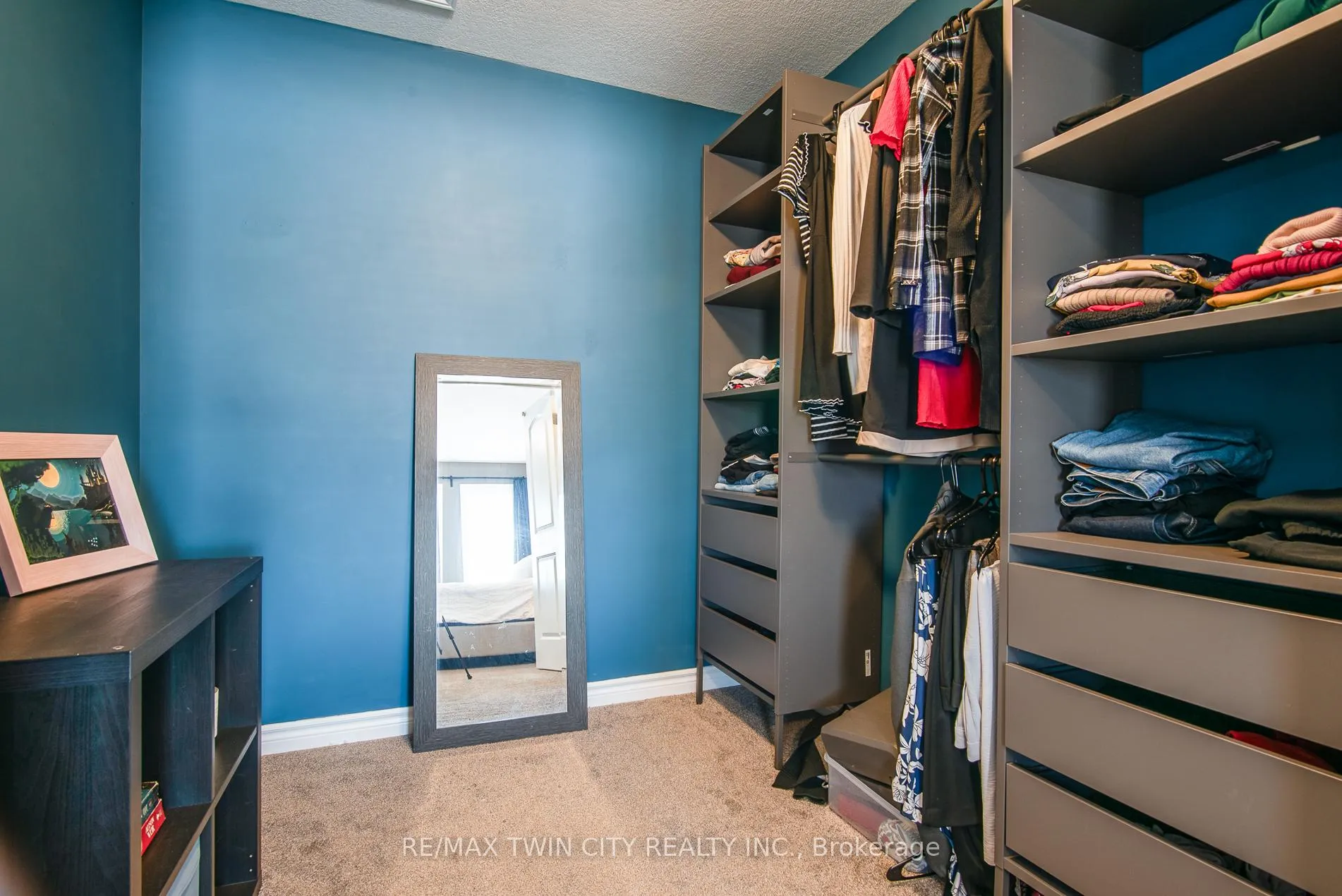 Photo 36 of 209 Ladyslipper Drive, Waterloo — HOMEH