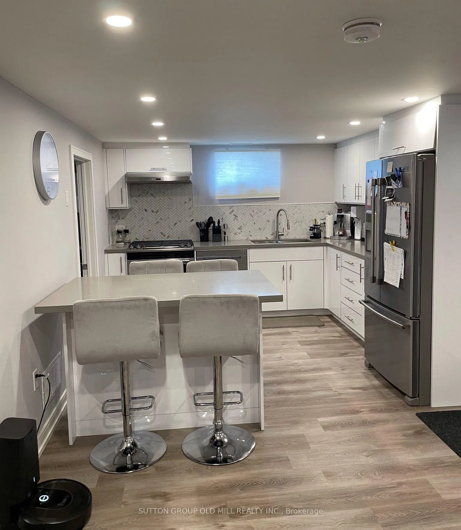 Photo 3 of Unit Lower, 79 Barrhead Crescent, Etobicoke, Rexdale-Kipling — HOMEH