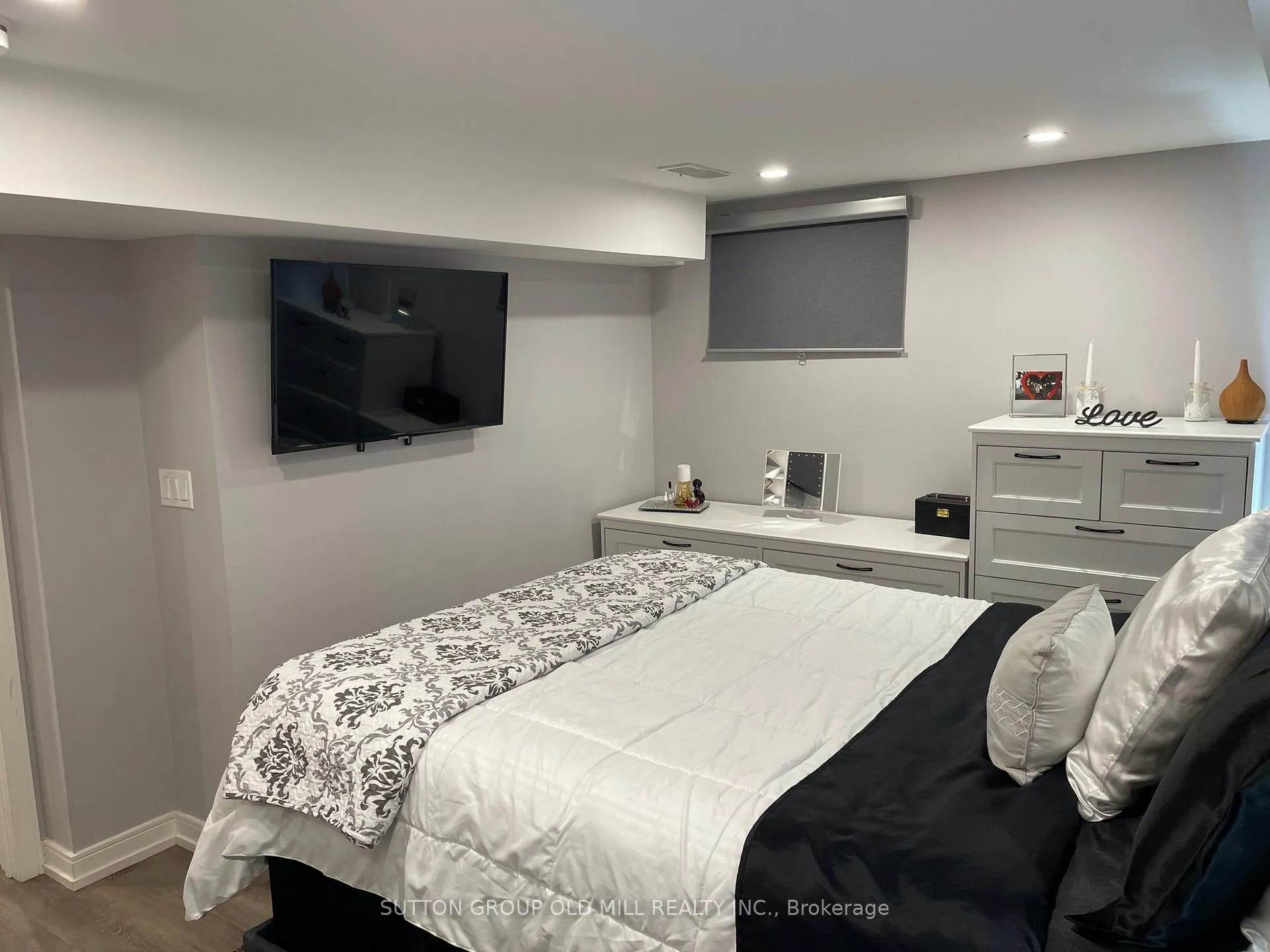 Photo 8 of Unit Lower, 79 Barrhead Crescent, Etobicoke, Rexdale-Kipling — HOMEH