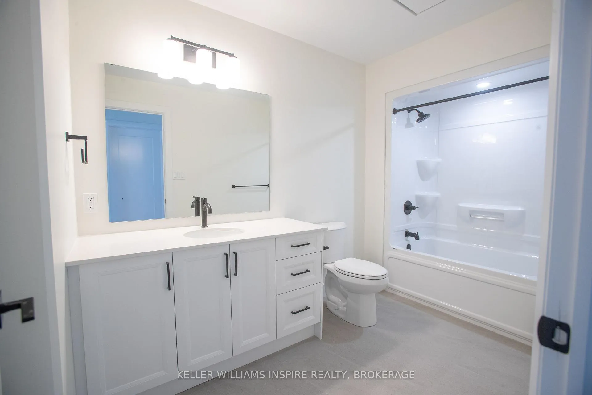 Photo 16 of 132 McDonough Crescent, Loyalist, Amherstview — HOMEH