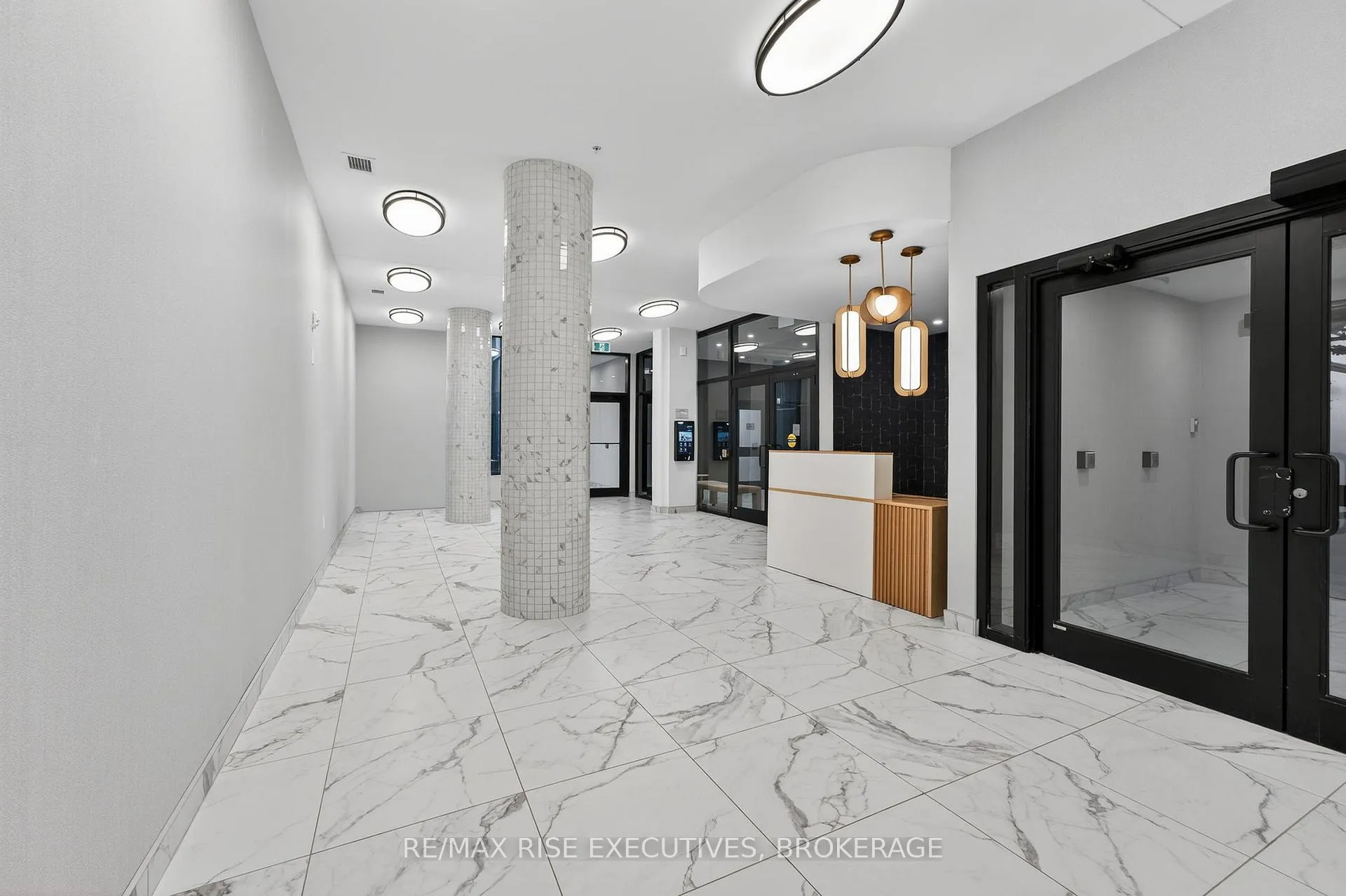 Photo 5 of Unit 813, 223 Princess Street, Kingston, East of Sir John A. Blvd — HOMEH
