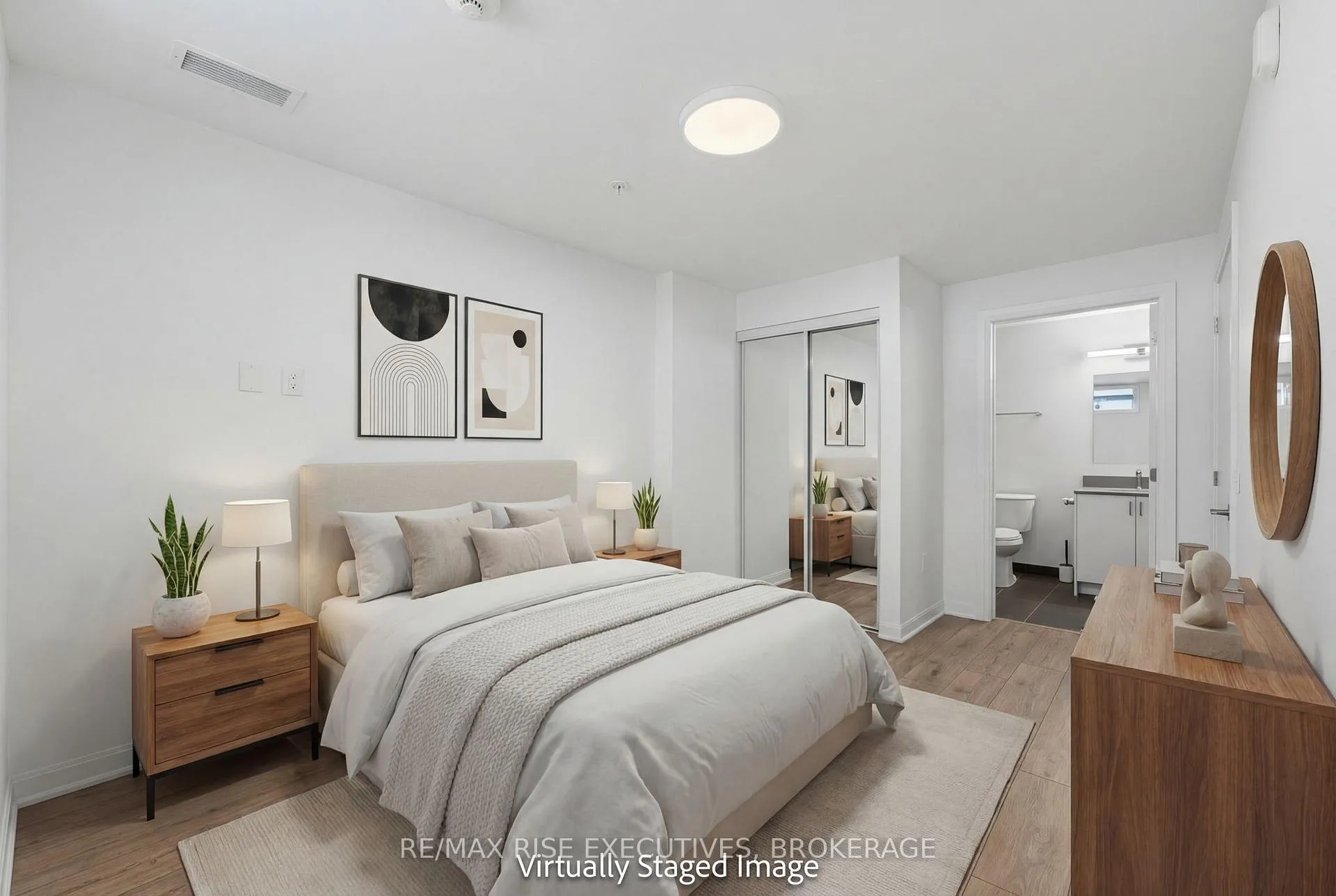 Photo 13 of Unit 813, 223 Princess Street, Kingston, East of Sir John A. Blvd — HOMEH