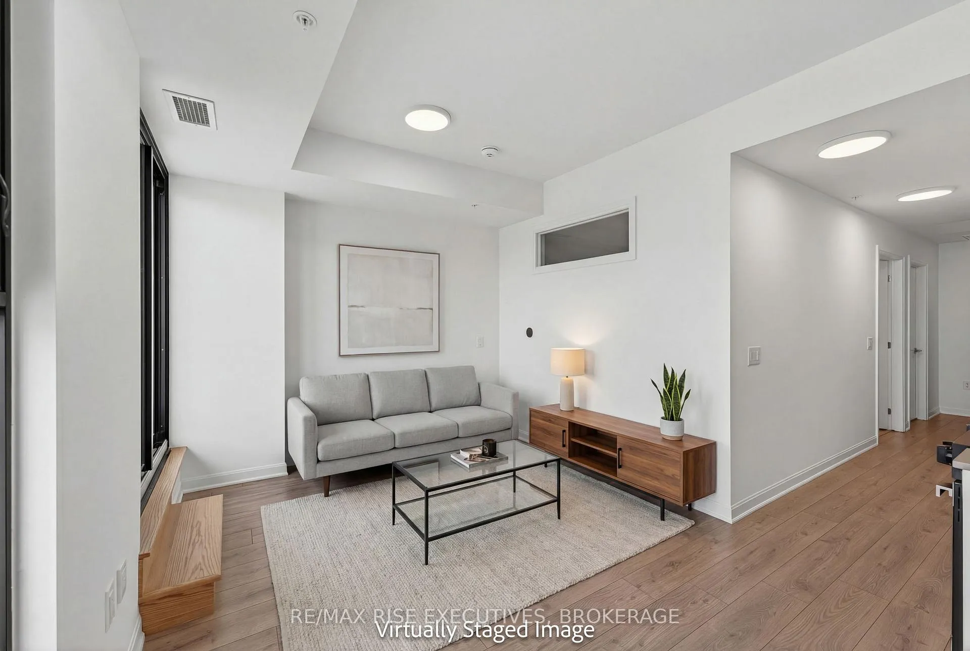 Photo 15 of Unit 813, 223 Princess Street, Kingston, East of Sir John A. Blvd — HOMEH