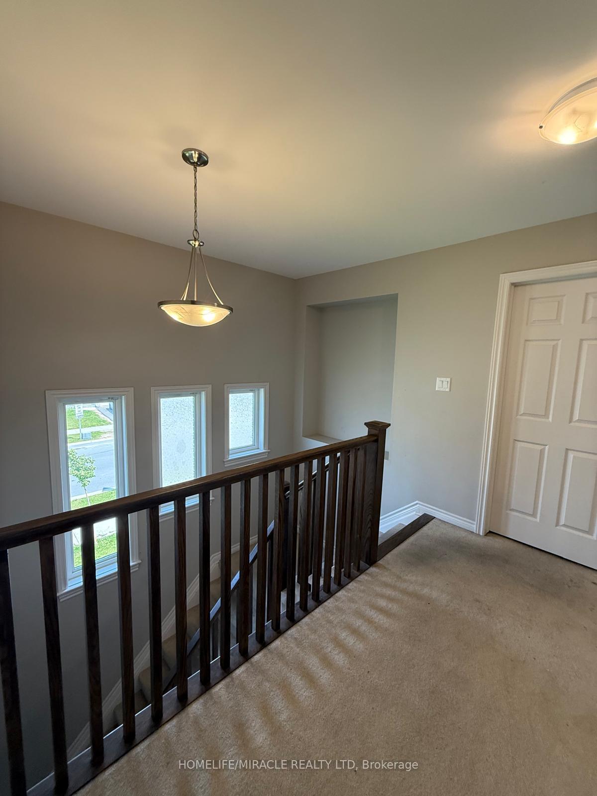 Photo 13 of 1082 Horizon Drive, Kingston, City Northwest — HOMEH