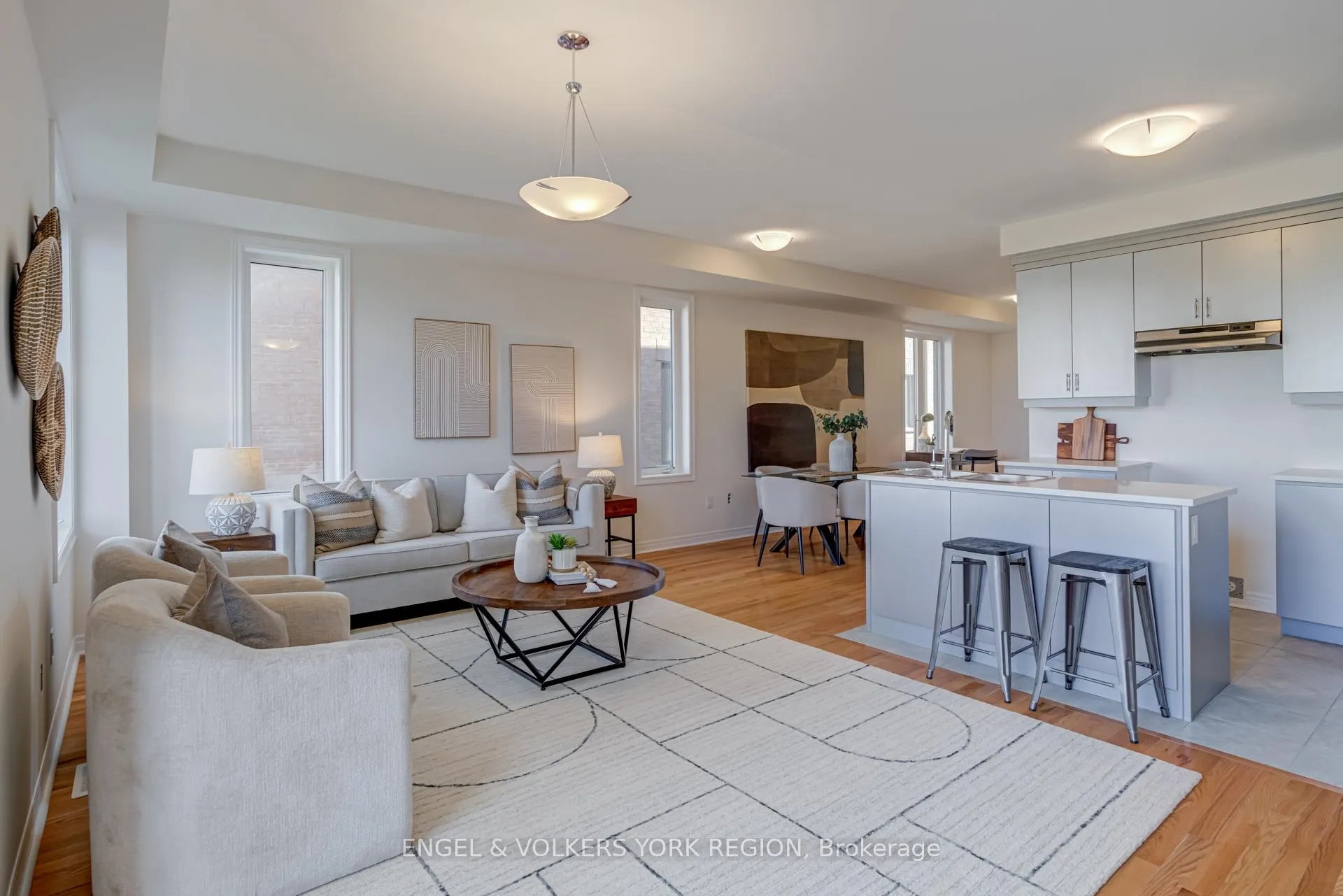 Photo 14 of 156 Mumbai Drive, Markham, Middlefield — HOMEH