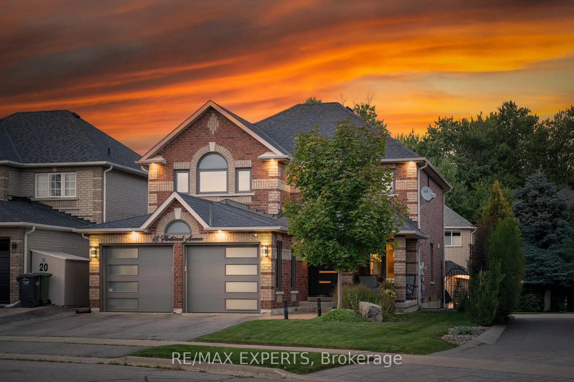 Photo 1 of 18 Flintwood Avenue, Caledon, Bolton West — HOMEH