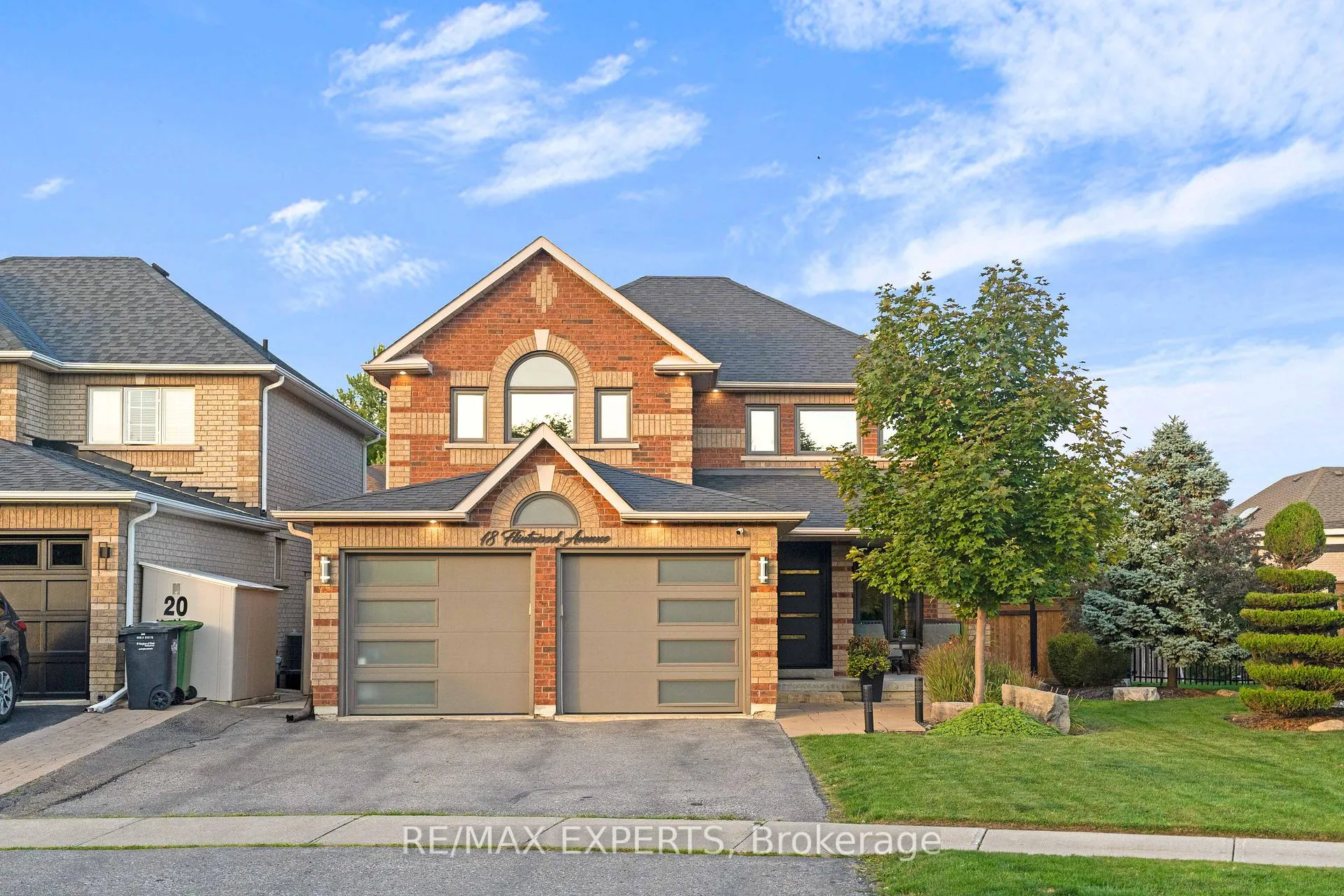 Photo 2 of 18 Flintwood Avenue, Caledon, Bolton West — HOMEH