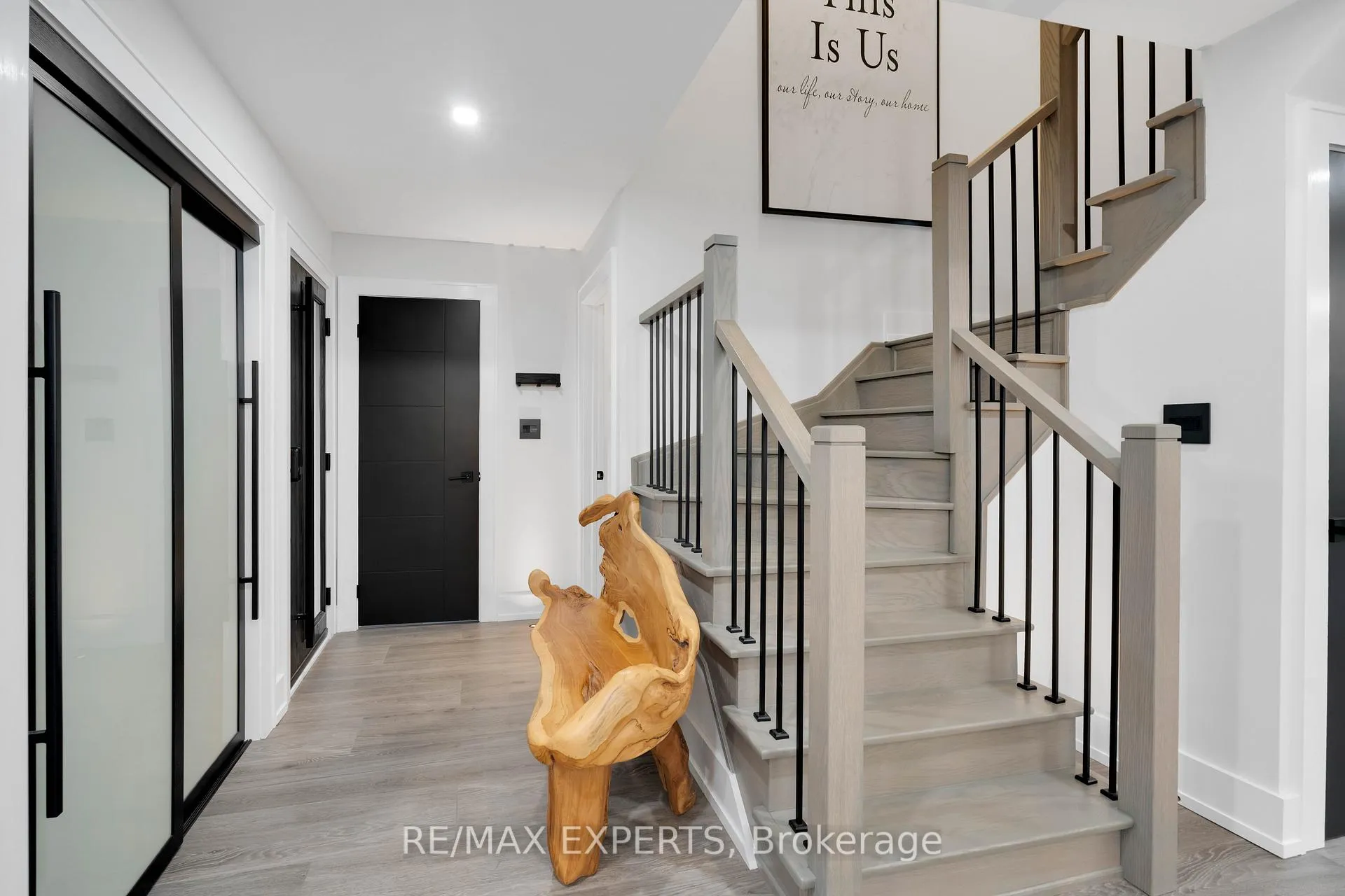 Photo 21 of 18 Flintwood Avenue, Caledon, Bolton West — HOMEH