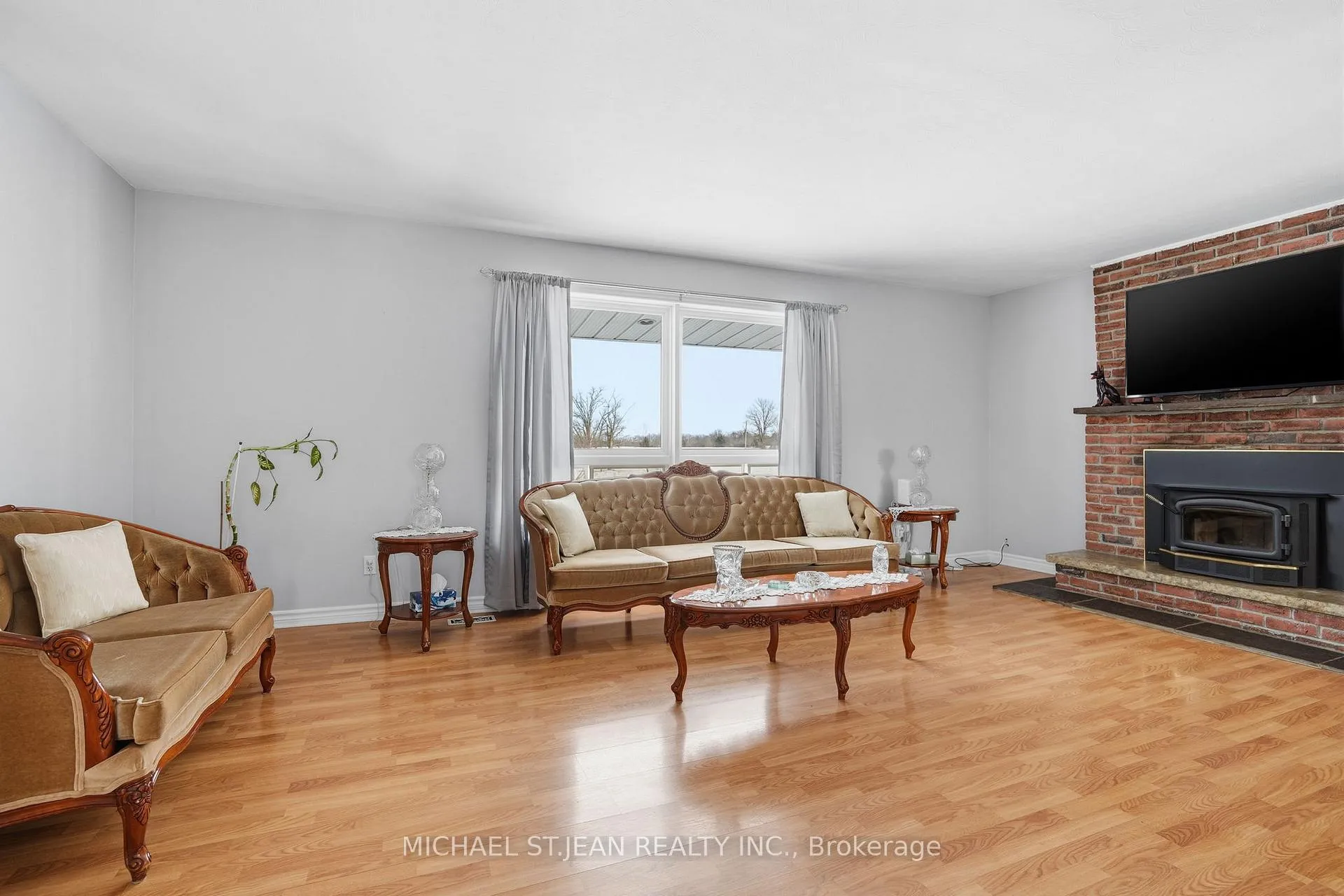 Photo 9 of 1254 Townline Road E, Haldimand — HOMEH