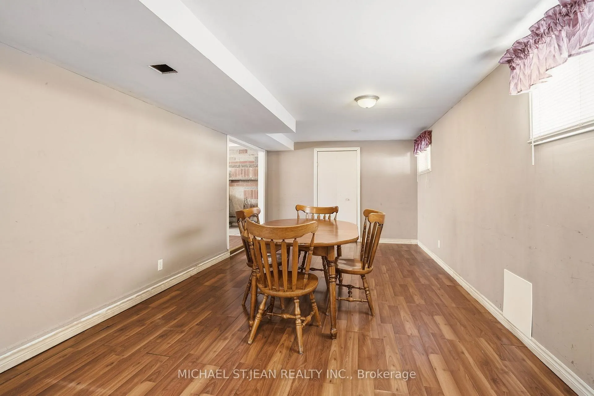Photo 33 of 1254 Townline Road E, Haldimand — HOMEH