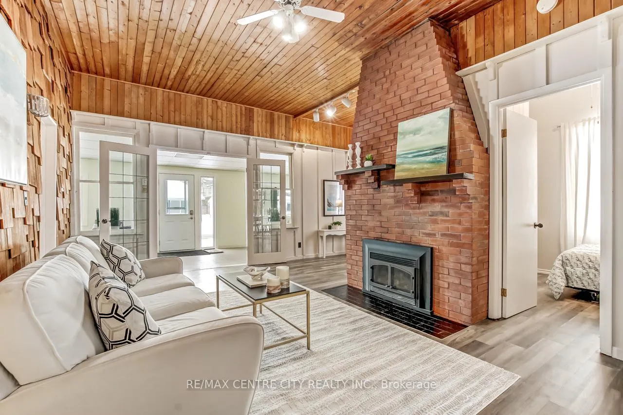 Photo 10 of 209 Adelaide Street, Central Elgin, Port Stanley — HOMEH