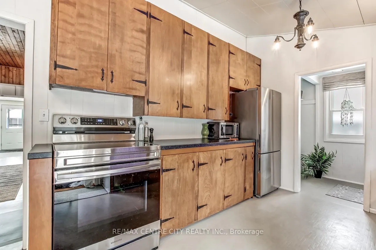 Photo 19 of 209 Adelaide Street, Central Elgin, Port Stanley — HOMEH