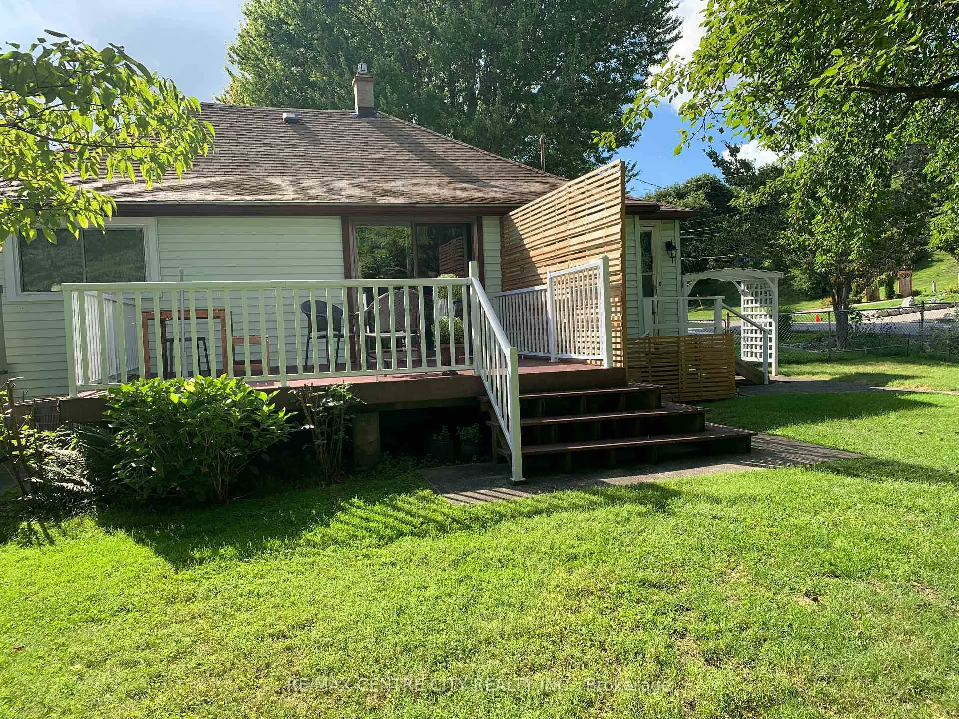 Photo 28 of 209 Adelaide Street, Central Elgin, Port Stanley — HOMEH