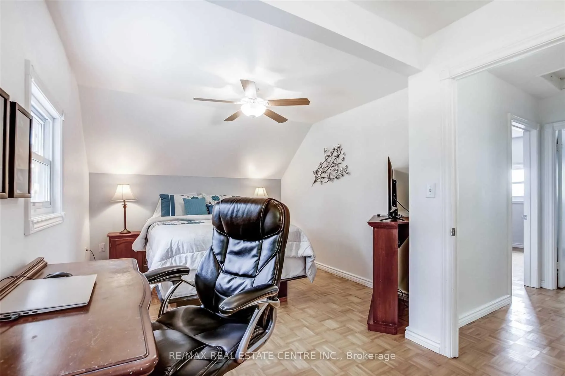 Photo 20 of 755 Chippawa Road, Port Colborne, Bethel — HOMEH
