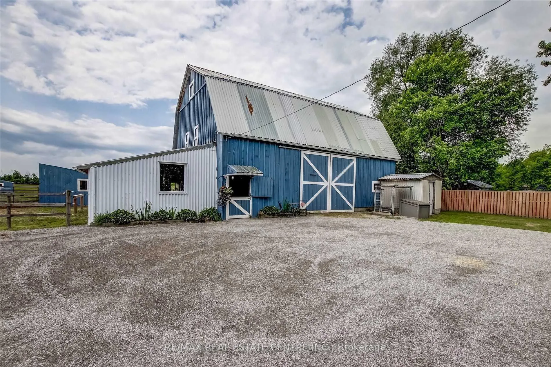 Photo 27 of 755 Chippawa Road, Port Colborne, Bethel — HOMEH