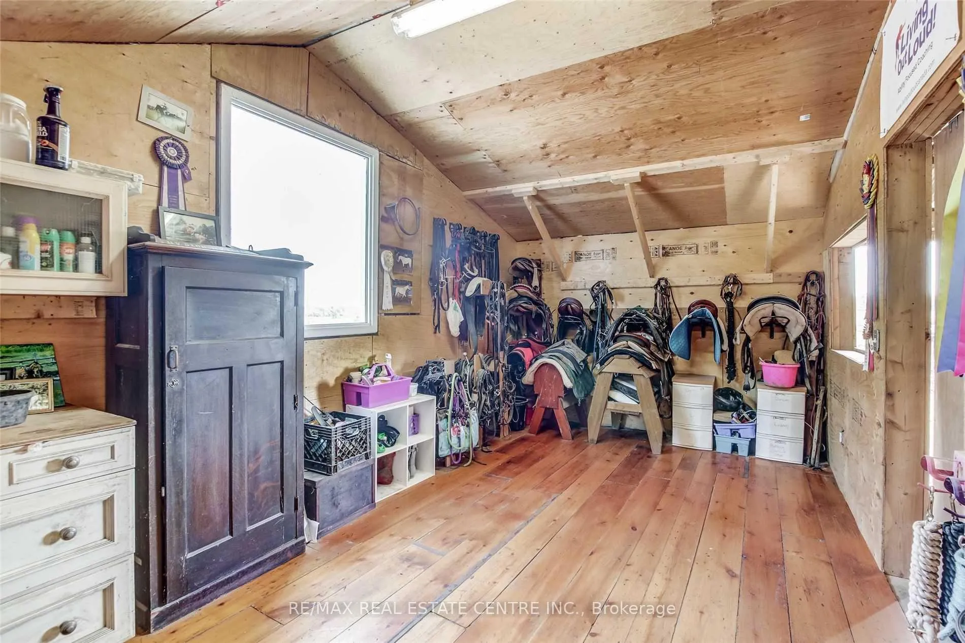 Photo 33 of 755 Chippawa Road, Port Colborne, Bethel — HOMEH
