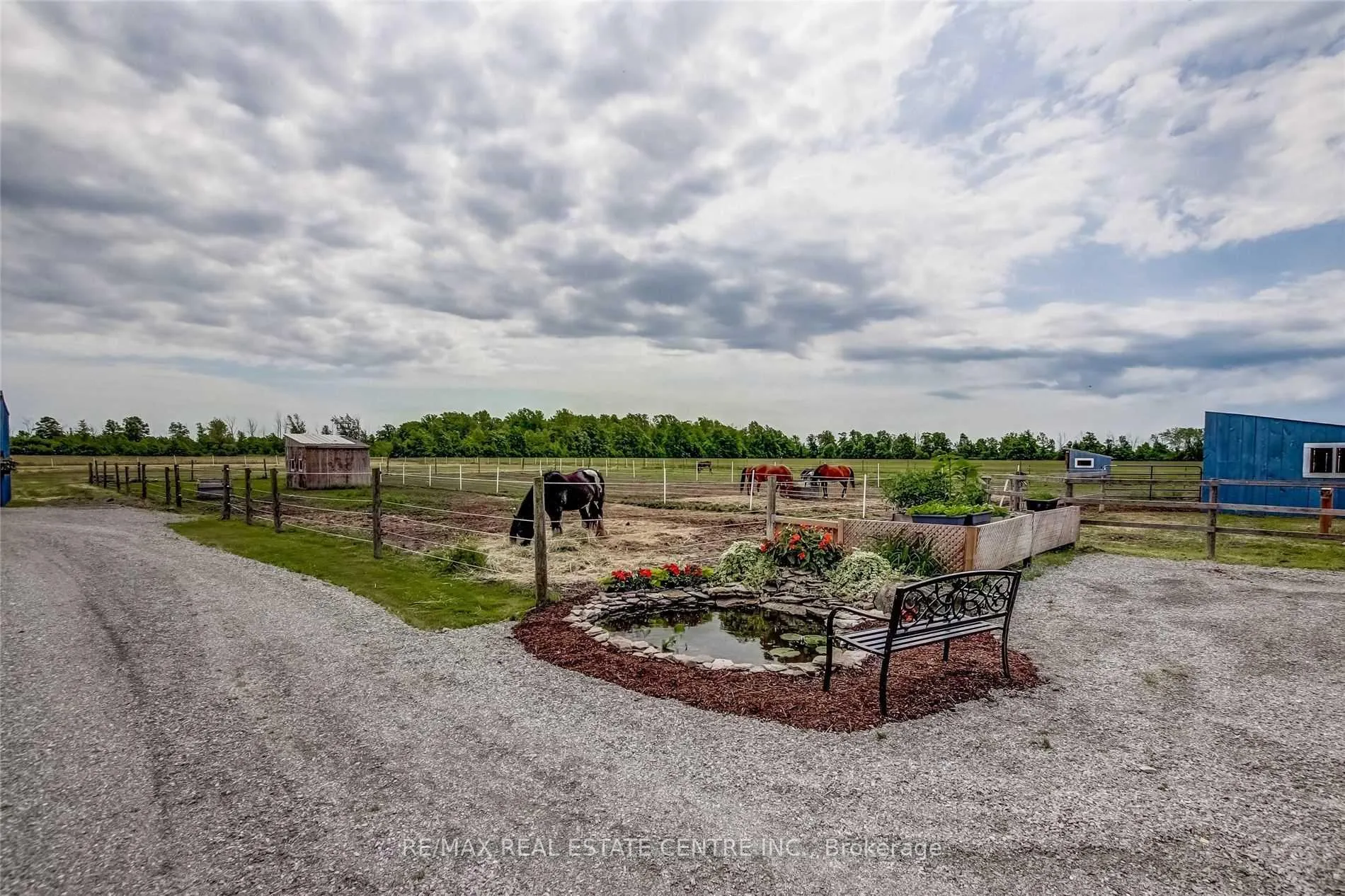 Photo 40 of 755 Chippawa Road, Port Colborne, Bethel — HOMEH