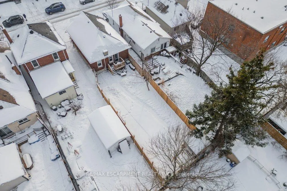 Photo 37 of 19 Huxley Avenue N, Hamilton, Crown Point — HOMEH
