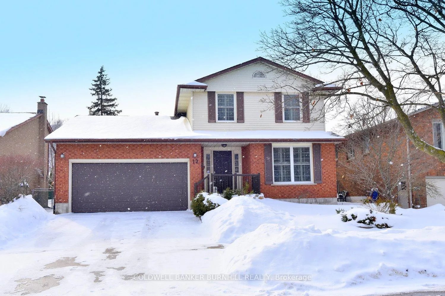Photo 2 of 12 Ben Nevis Drive, Hamilton, Stoney Creek — HOMEH