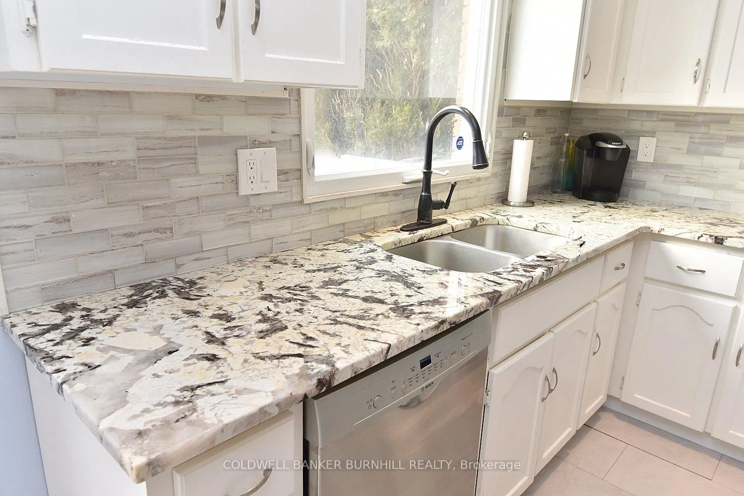 Photo 15 of 12 Ben Nevis Drive, Hamilton, Stoney Creek — HOMEH