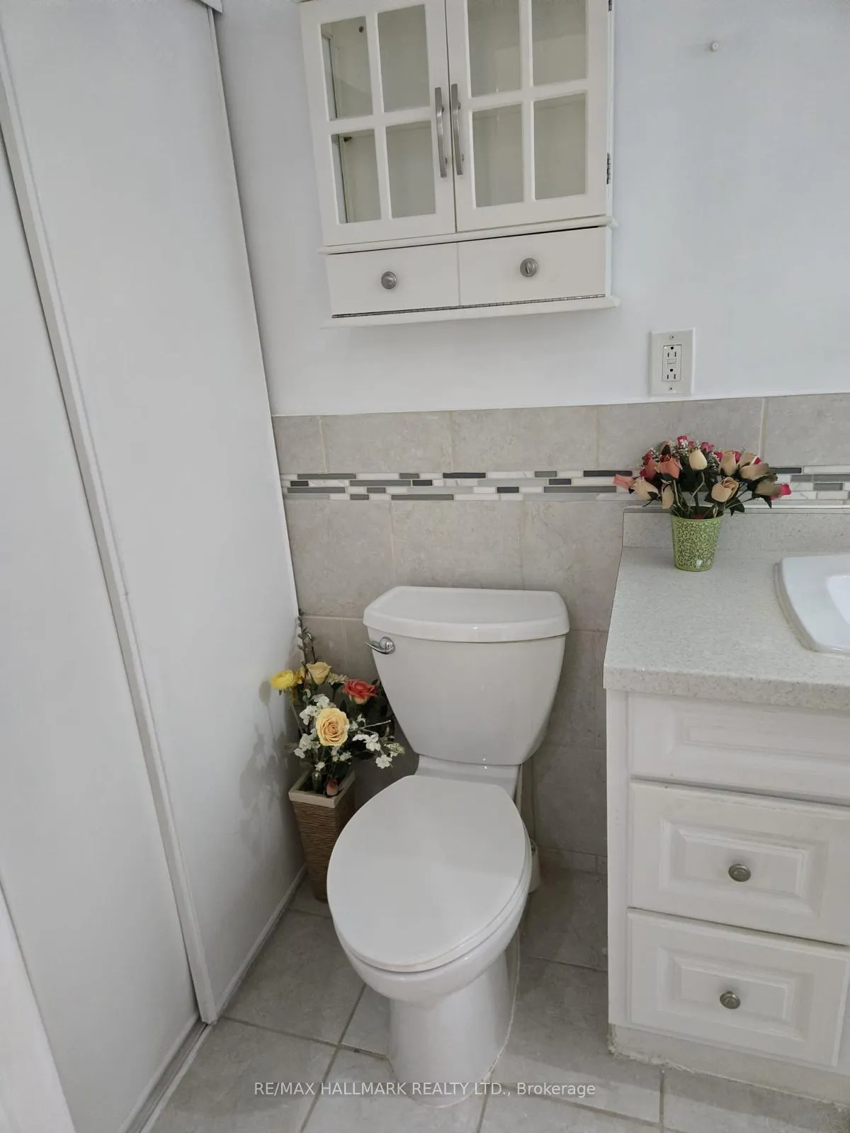 Photo 10 of 2 Lady Loretta Lane, Vaughan, Patterson — HOMEH