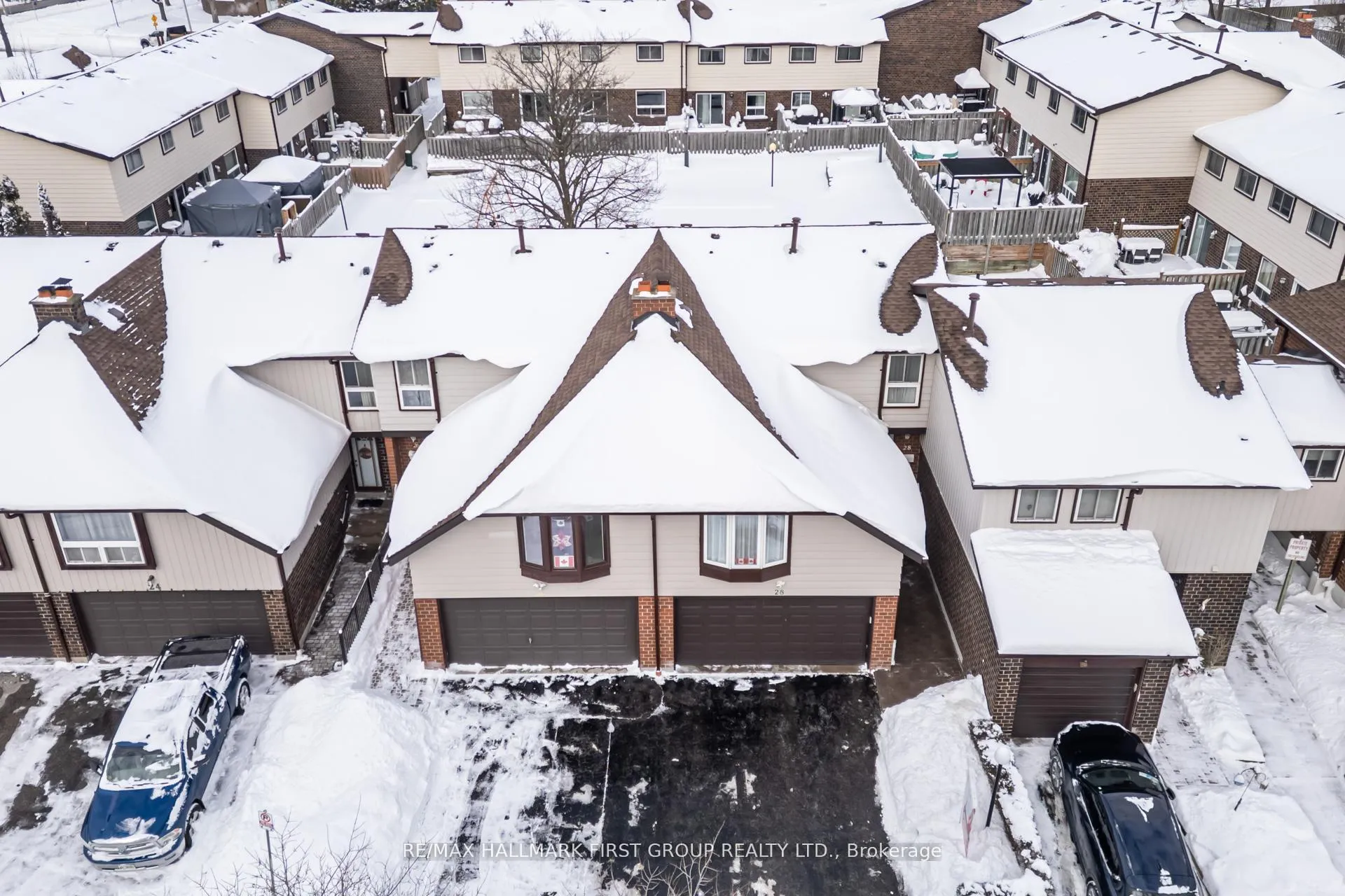 Photo 2 of 28 Jenkins Lane, Ajax, South East — HOMEH
