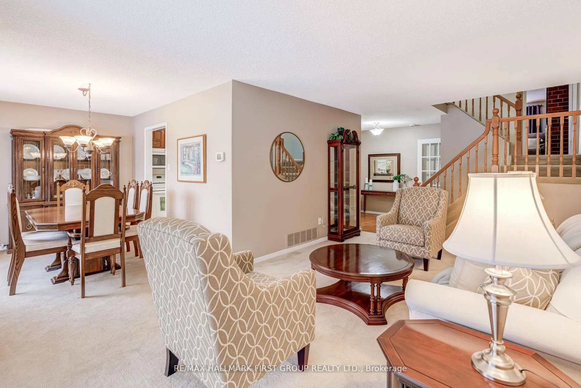 Photo 7 of 28 Jenkins Lane, Ajax, South East — HOMEH