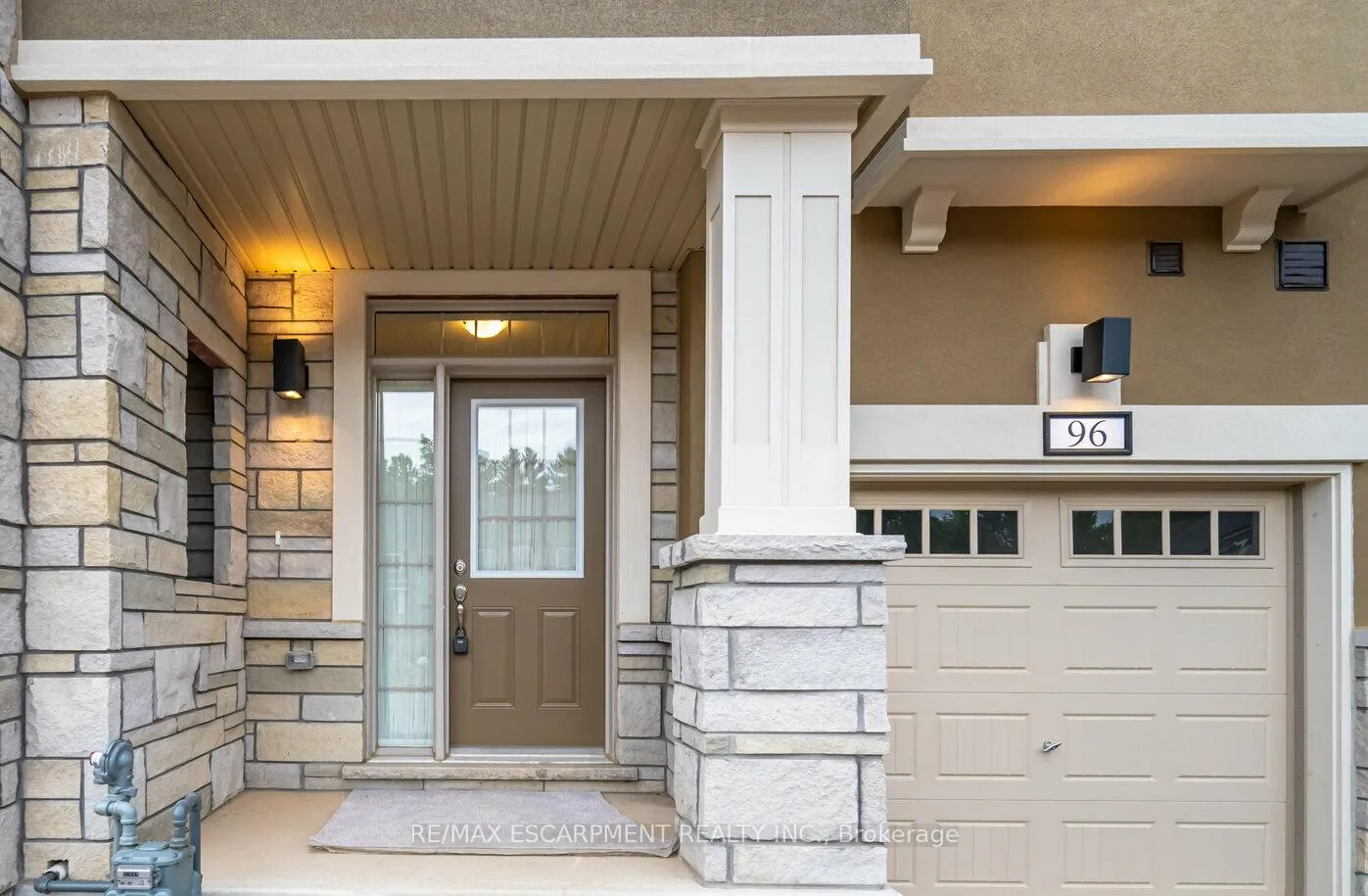 Photo 3 of Unit 96, 305 Garner Road W, Hamilton, Ancaster — HOMEH