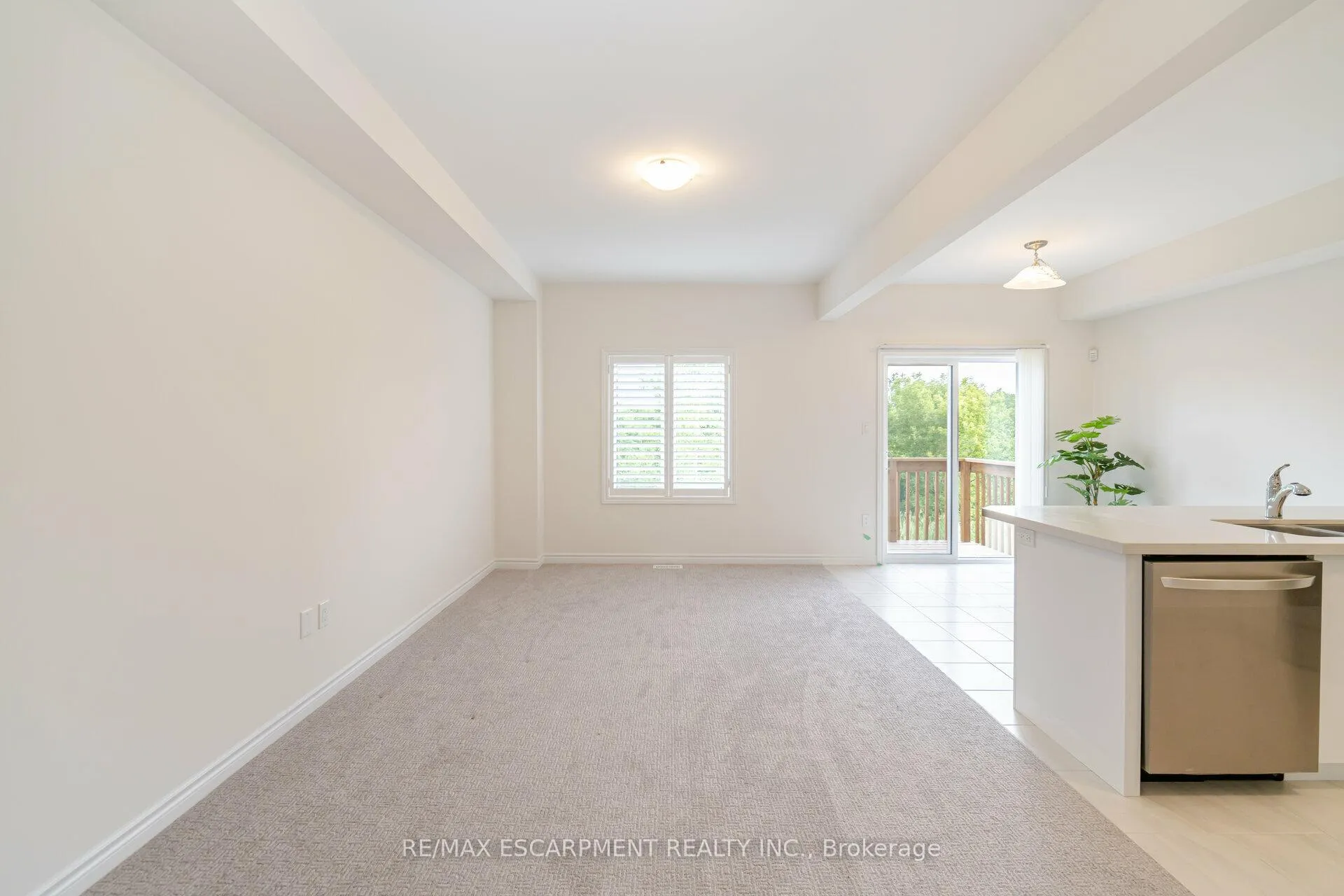 Photo 8 of Unit 96, 305 Garner Road W, Hamilton, Ancaster — HOMEH