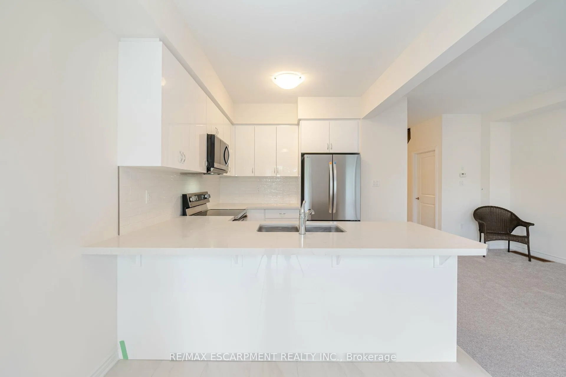 Photo 11 of Unit 96, 305 Garner Road W, Hamilton, Ancaster — HOMEH
