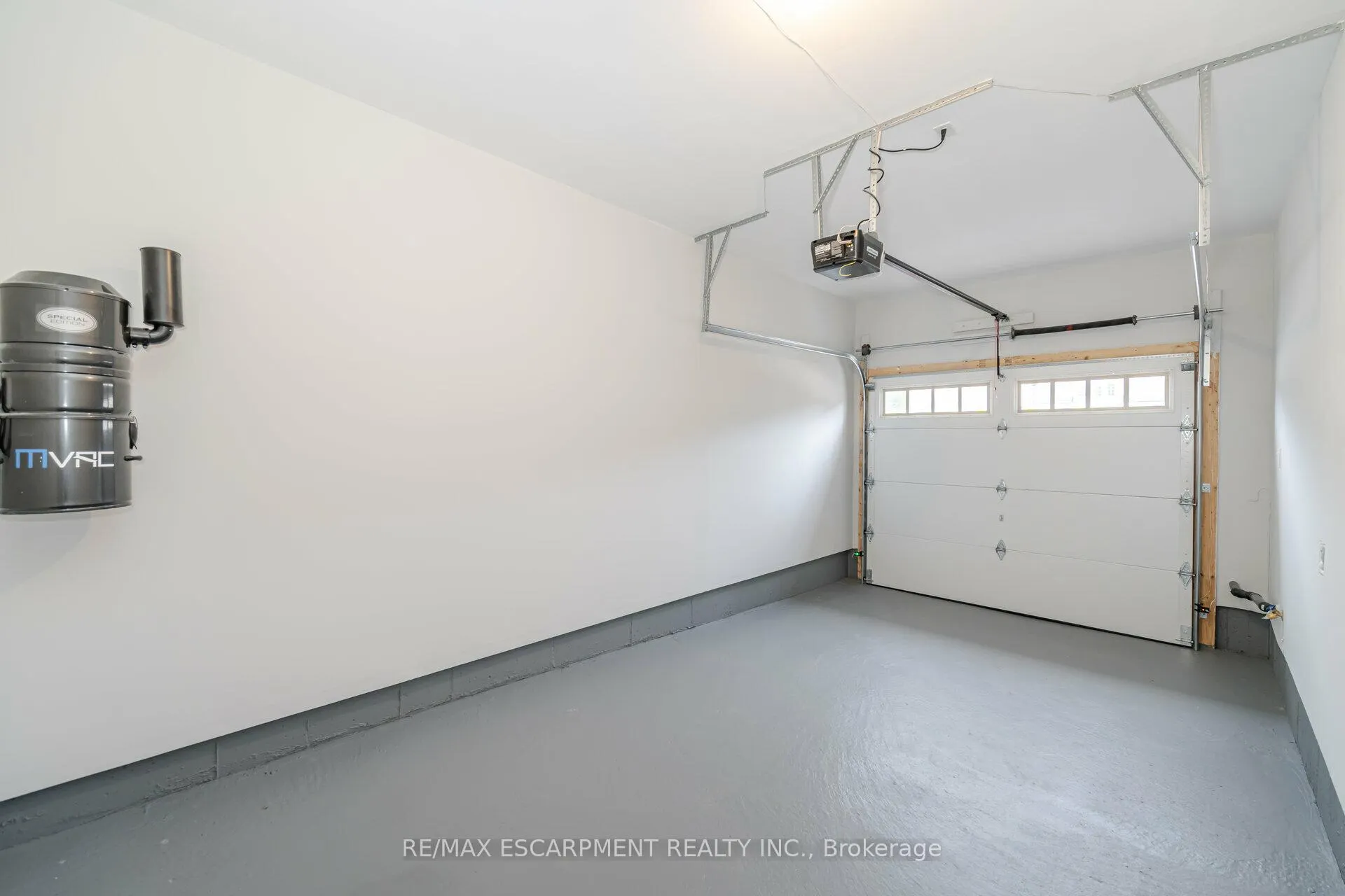 Photo 32 of Unit 96, 305 Garner Road W, Hamilton, Ancaster — HOMEH