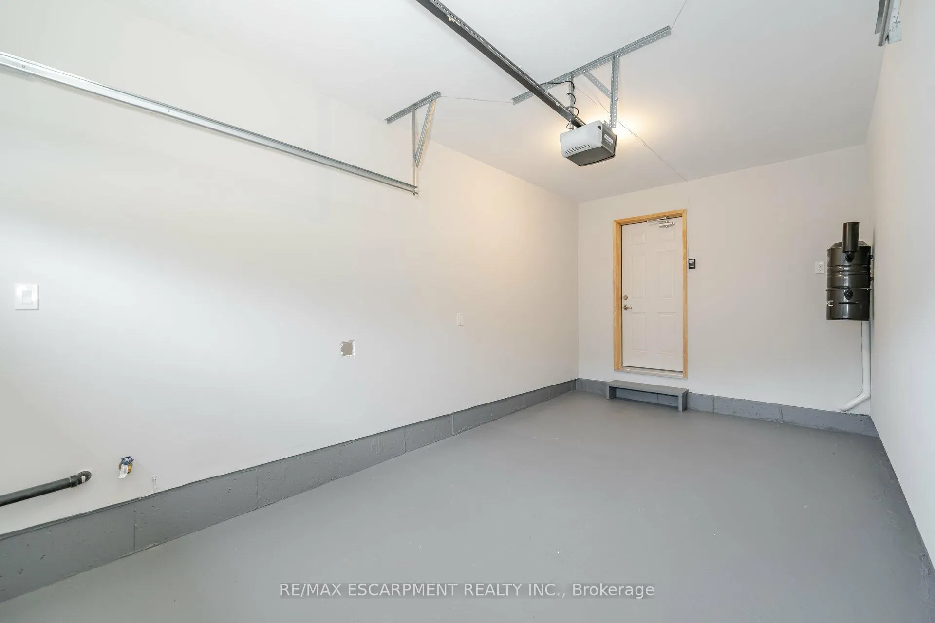 Photo 33 of Unit 96, 305 Garner Road W, Hamilton, Ancaster — HOMEH