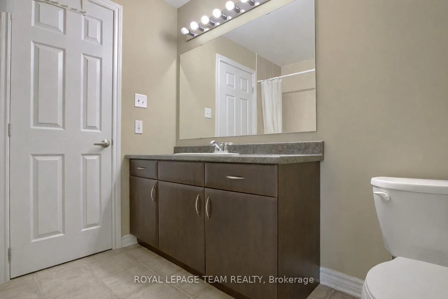 Photo 12 of 2092 Madrid Avenue, Ottawa, Barrhaven - Heritage Park — HOMEH