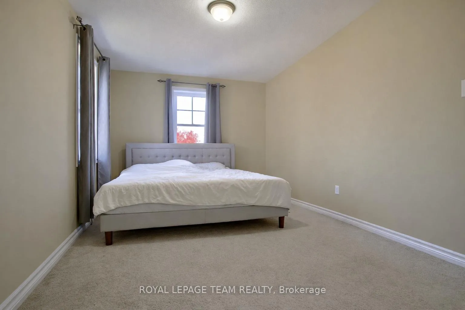 Photo 13 of 2092 Madrid Avenue, Ottawa, Barrhaven - Heritage Park — HOMEH